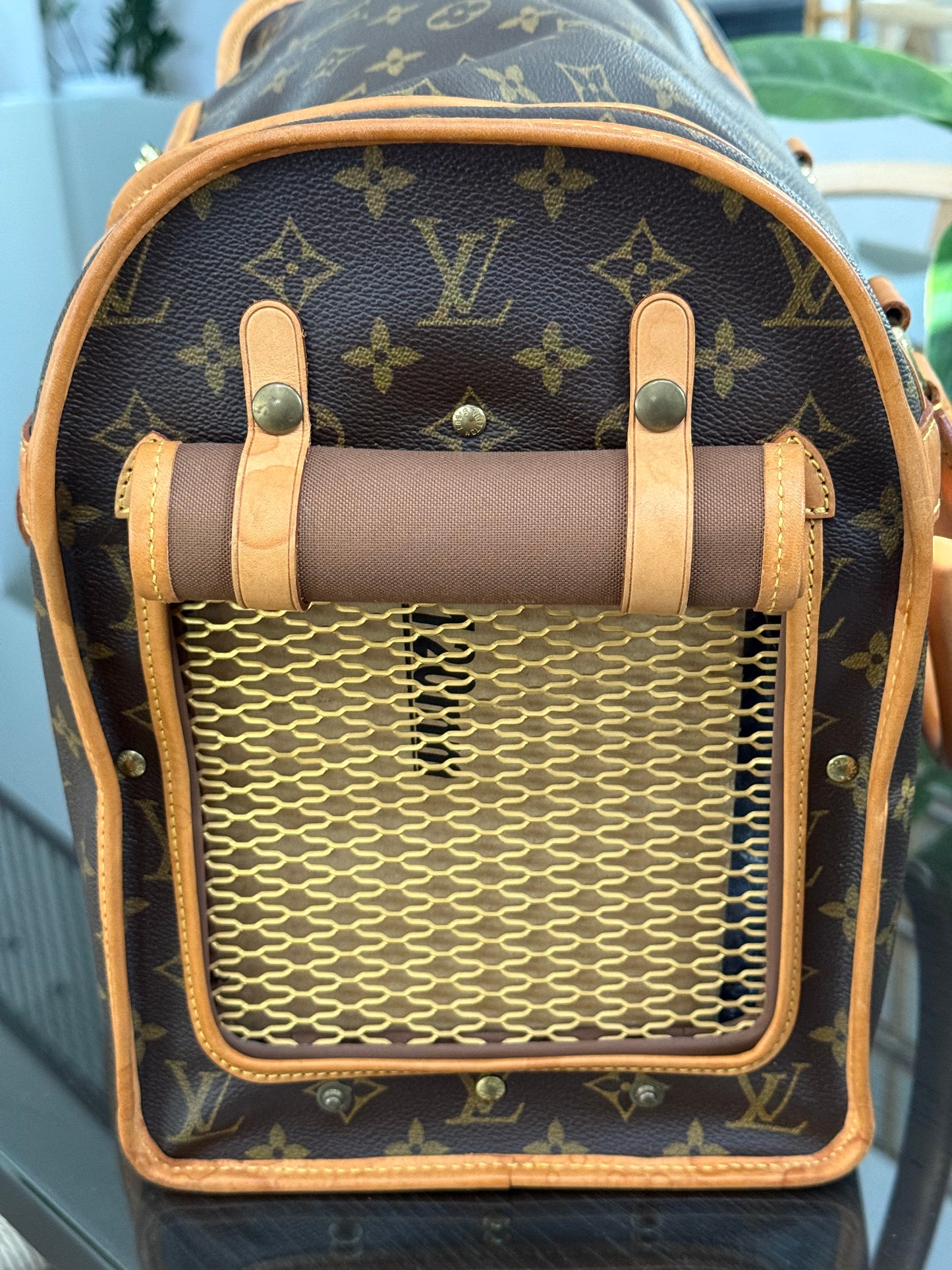 Sac Chien Monogram Pet Carrier 40 with Luggage Tag 🗓️ Year: 2004