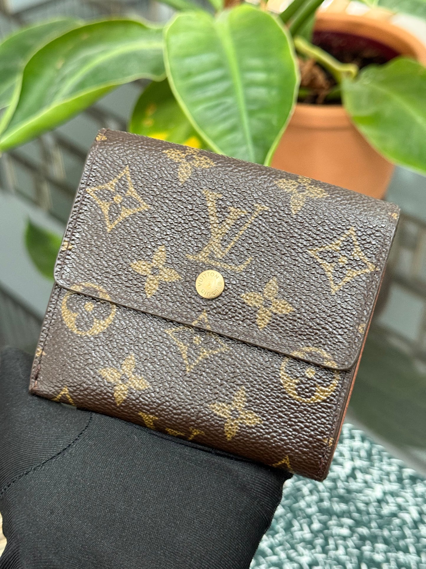 Monogram Elise Trifold Compact Wallet ๐๏ธ Year: 1999