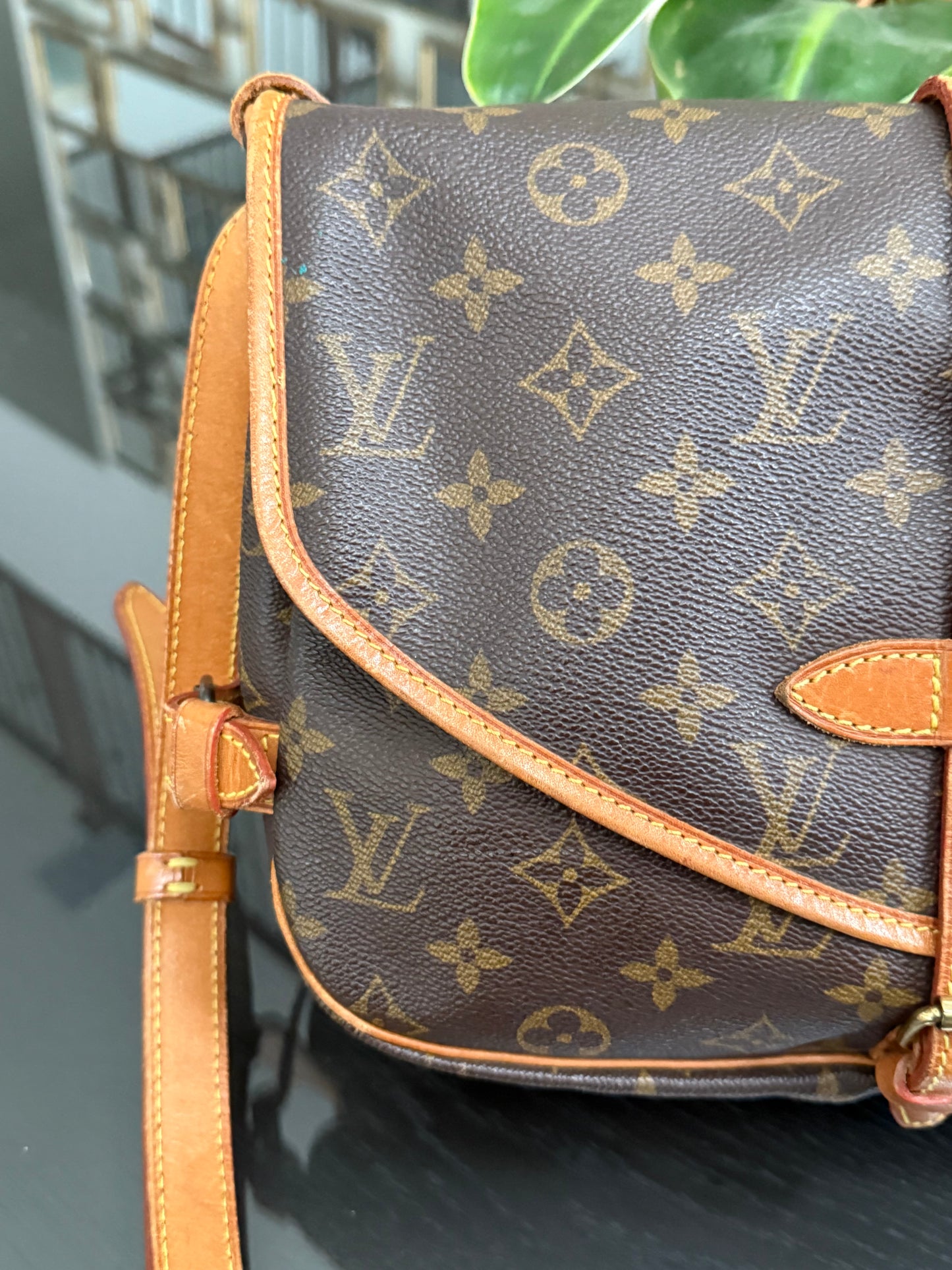 Saumur 30 Crossbody - Year: 1996