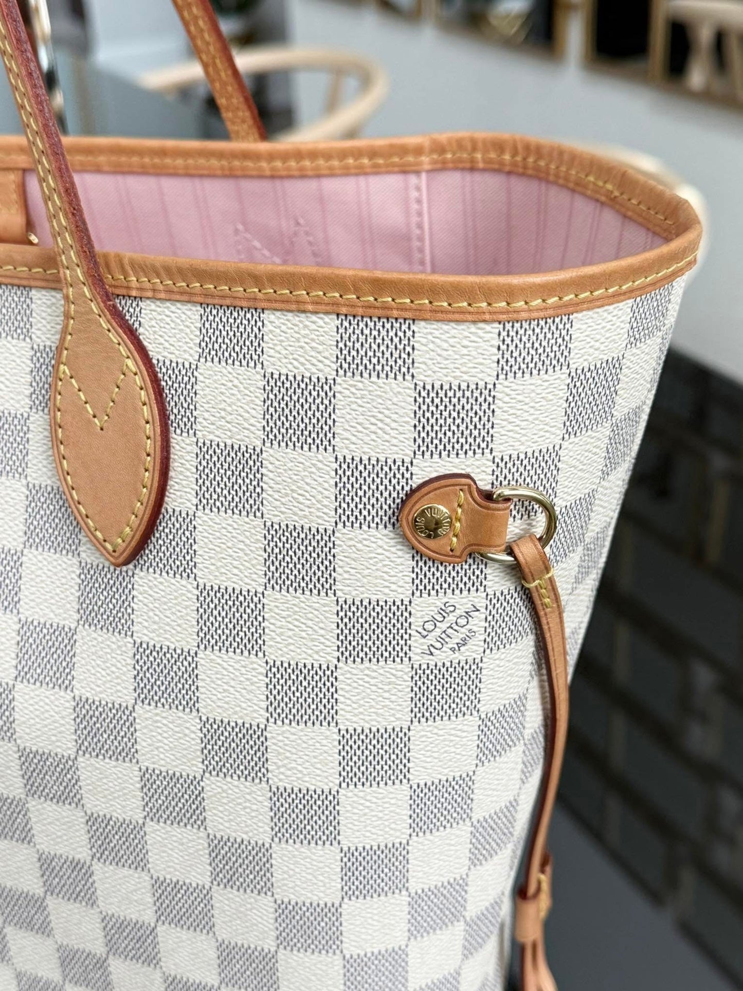 Neverfull MM in Rose Ballerine w/ Dustbag, Receipt and Insert Organizer -ποΈ Microchip