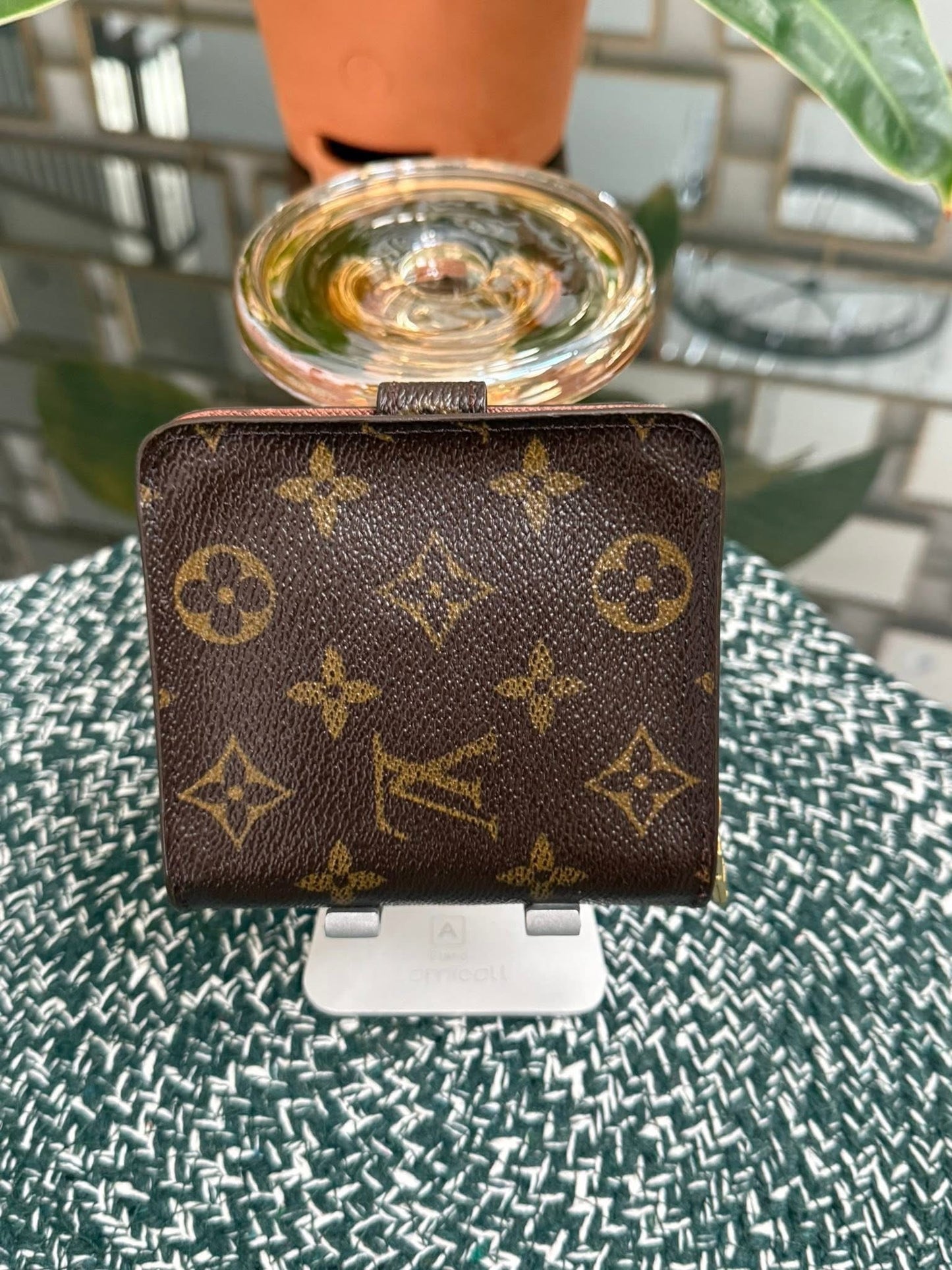 Monogram Zip Around Compact Wallet ๐๏ธ Year: 1999