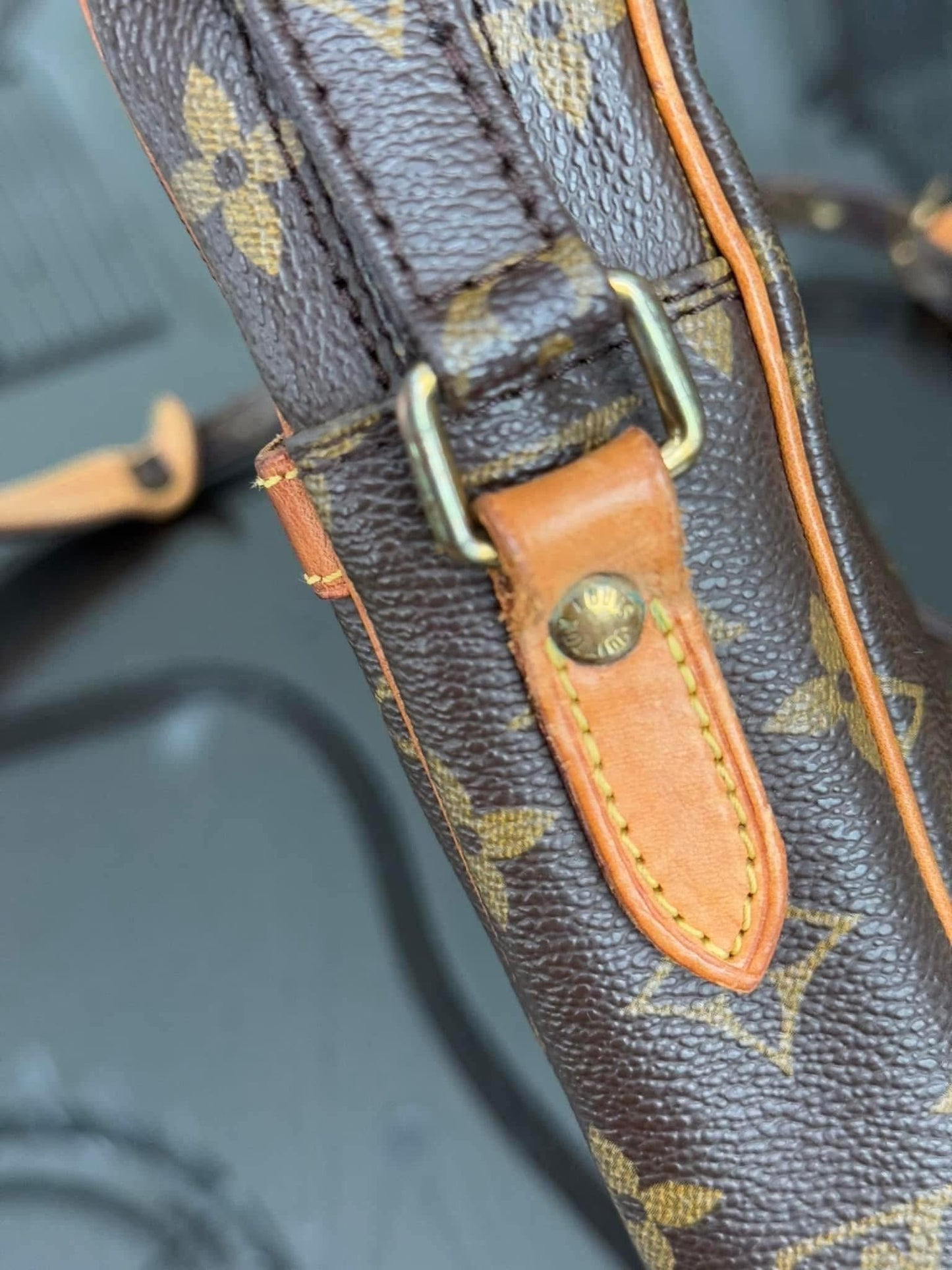 Danube PM Crossbody Bag -๐๏ธ Year: 1989