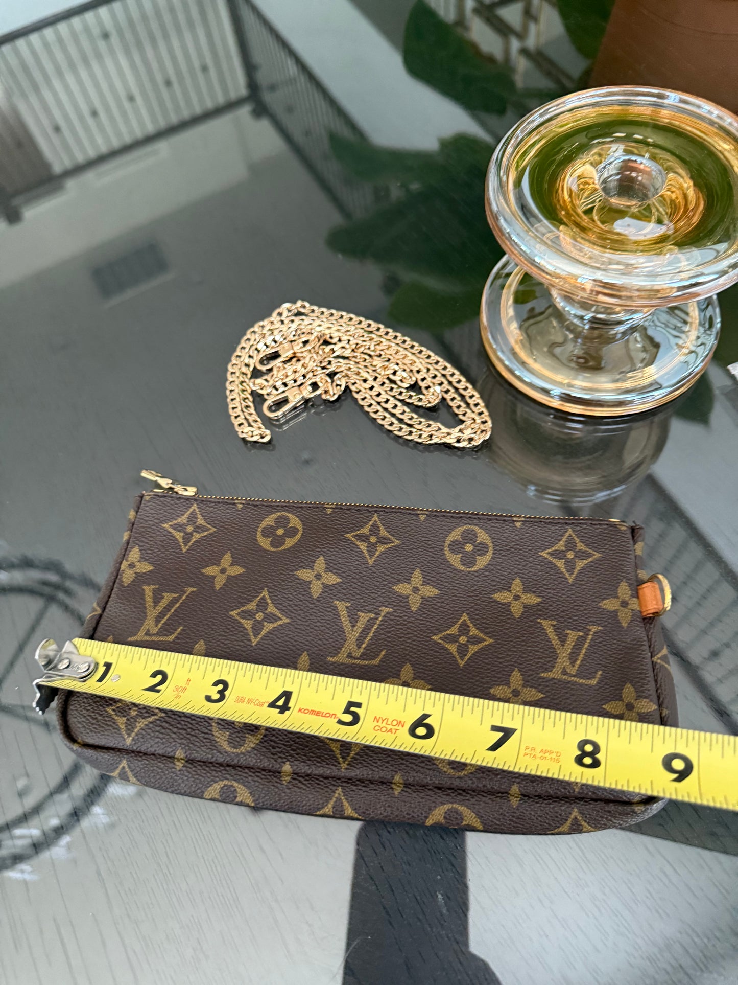 Sac Shopping Pouch with Generic Gold Strap