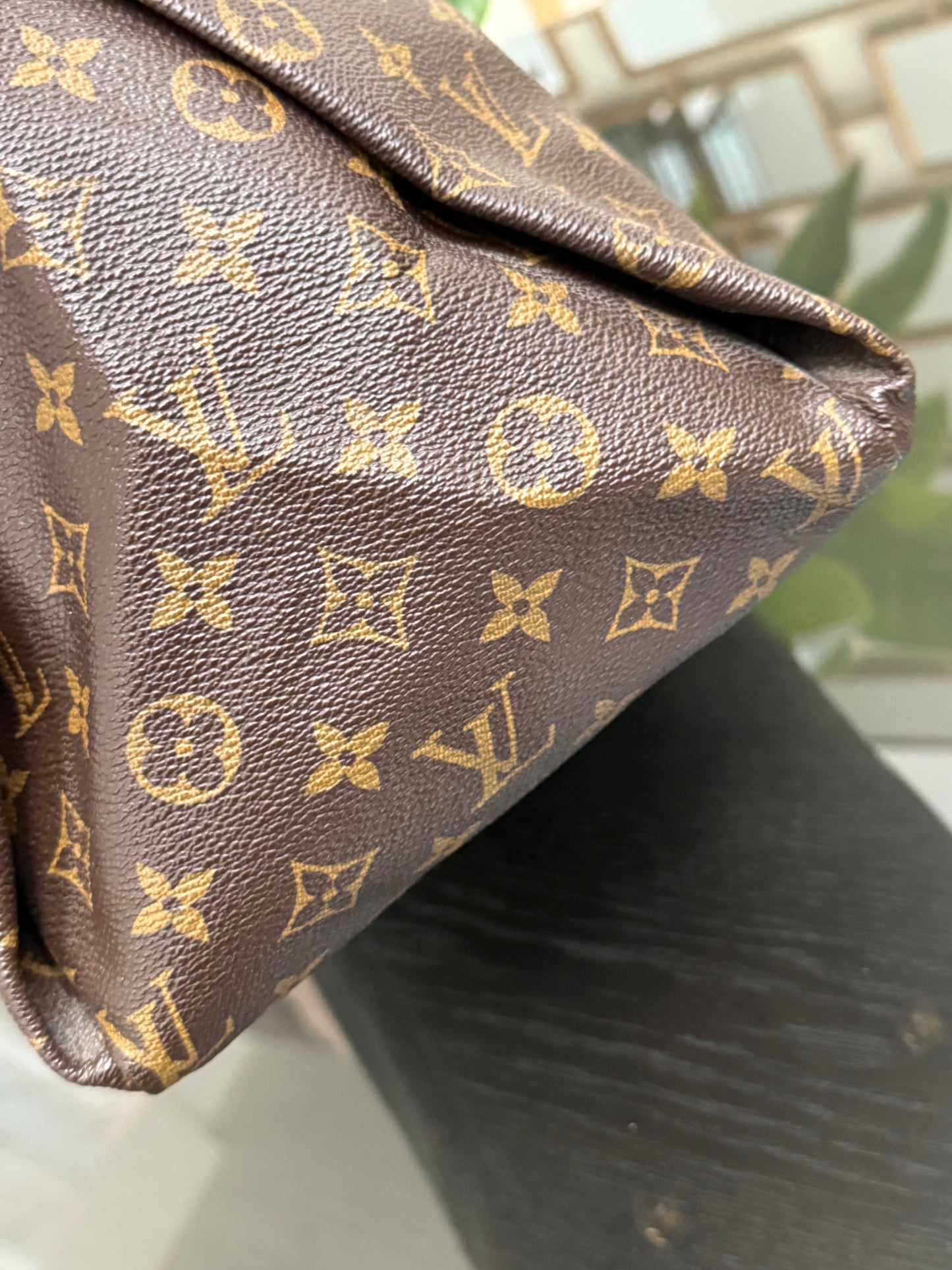 Artsy MM with Dustbag, Insert Organizer and Non branded Scarf - 📅 Year: 2010