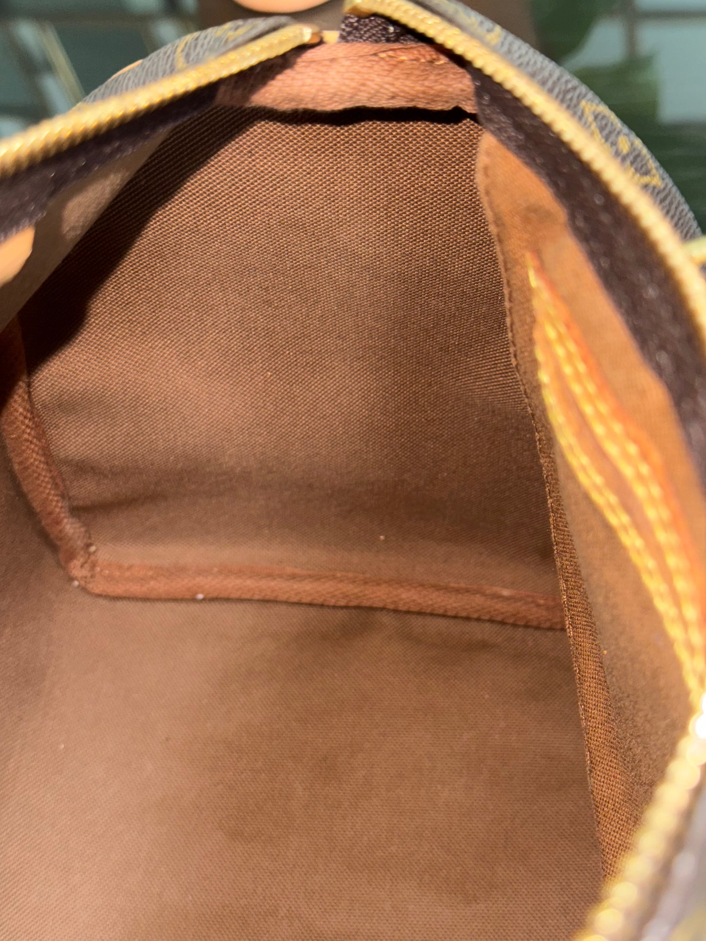 Speedy 25 with π Lock & Key and Dustbag π
Year: 2003