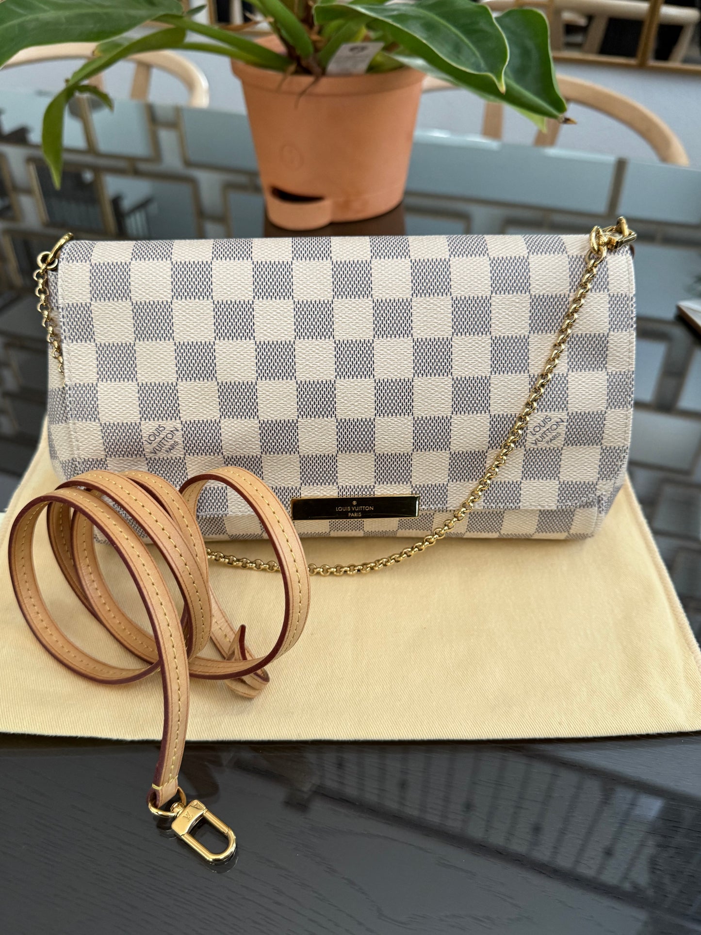 Favorite MM in Azur with Dustbag, Box and Paper bag ๐๏ธ Year: 2014