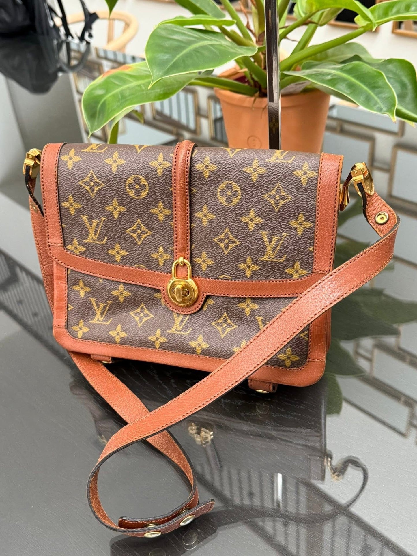 Monogram Sac Vendome 2 Way Bag -๐๏ธ Pre Date Code