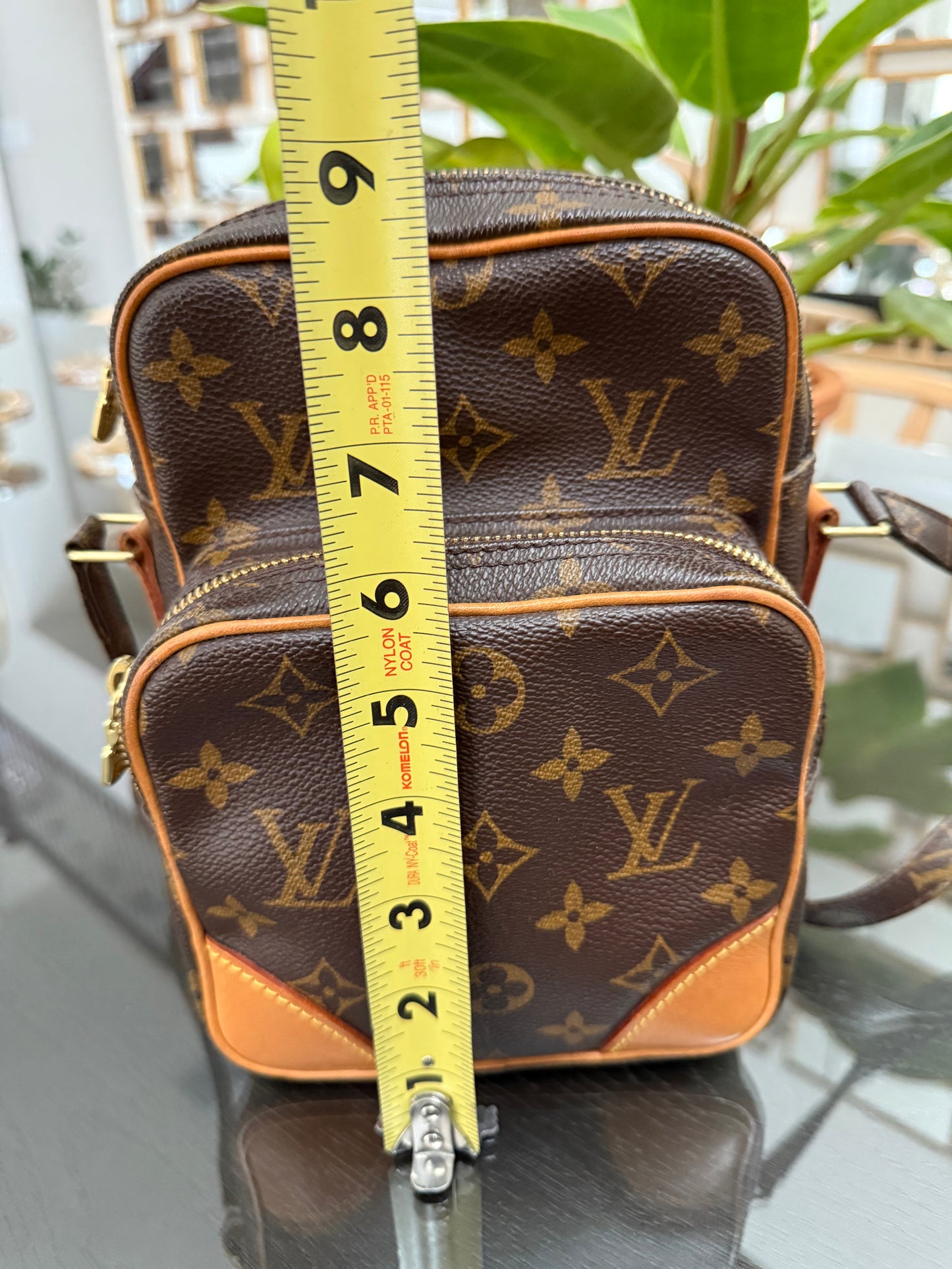 Amazon Crossbody Bag -Year: 2000