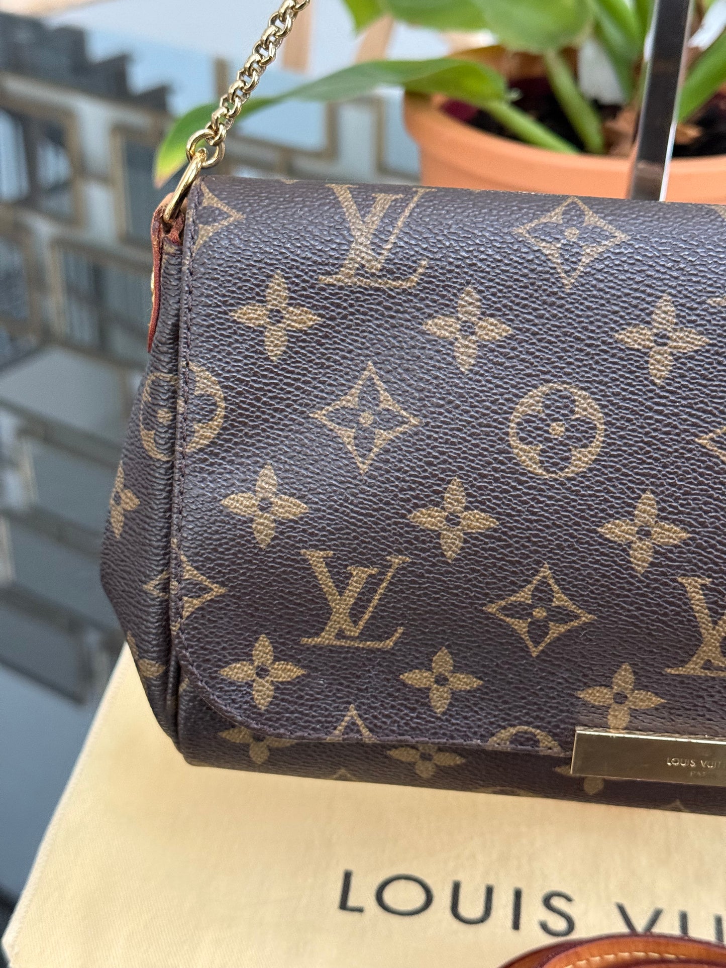 Favorite MM in Monogram with Dustbag, Box and Paper Bag -๐๏ธ Year: 2016