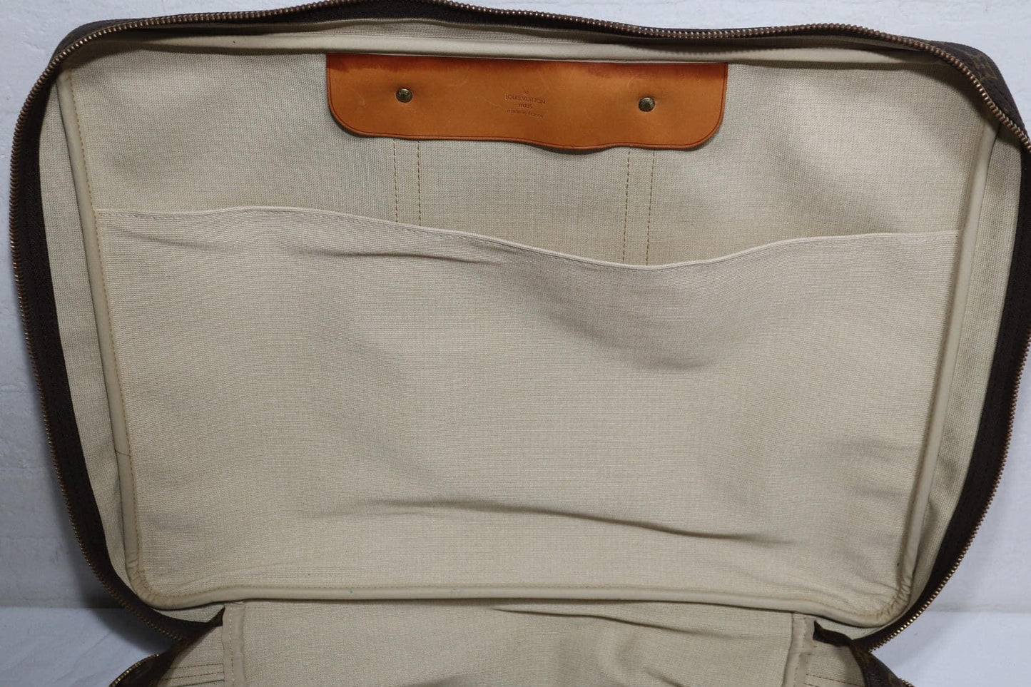 Sirius 50 Soft Suitcase Luggage - π
Year: 1994