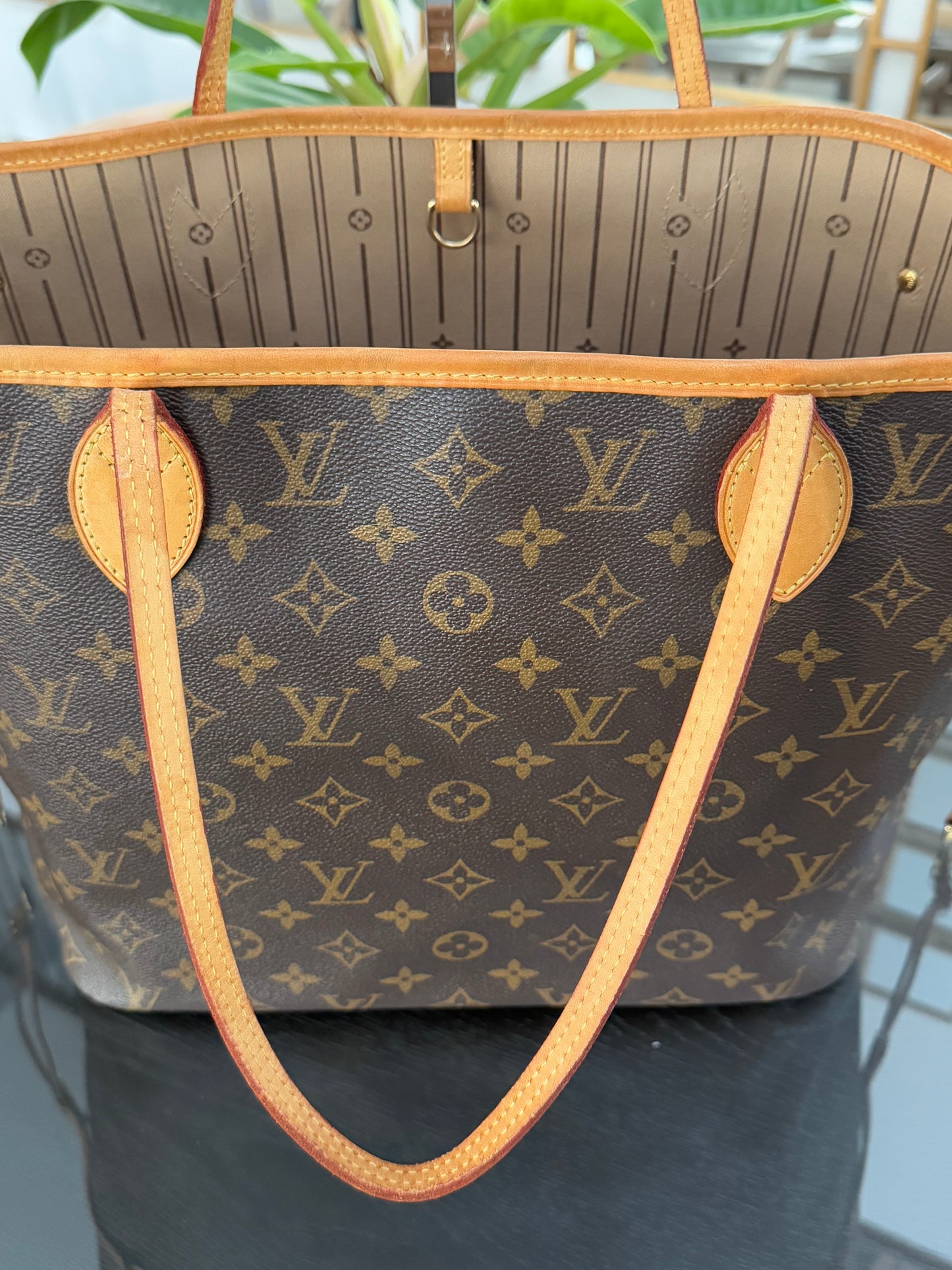 Neverfull MM with Dustbag and Insert Organizer -๐๏ธ Year: 2011