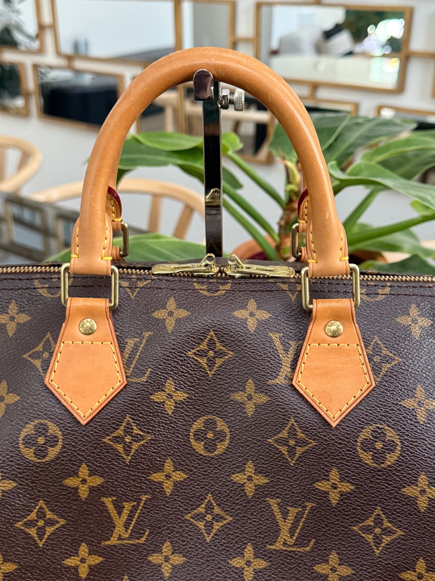 Speedy 35 Bandoulier with lock ๐key, Dustbag and handle cover - ๐
Year: 2011