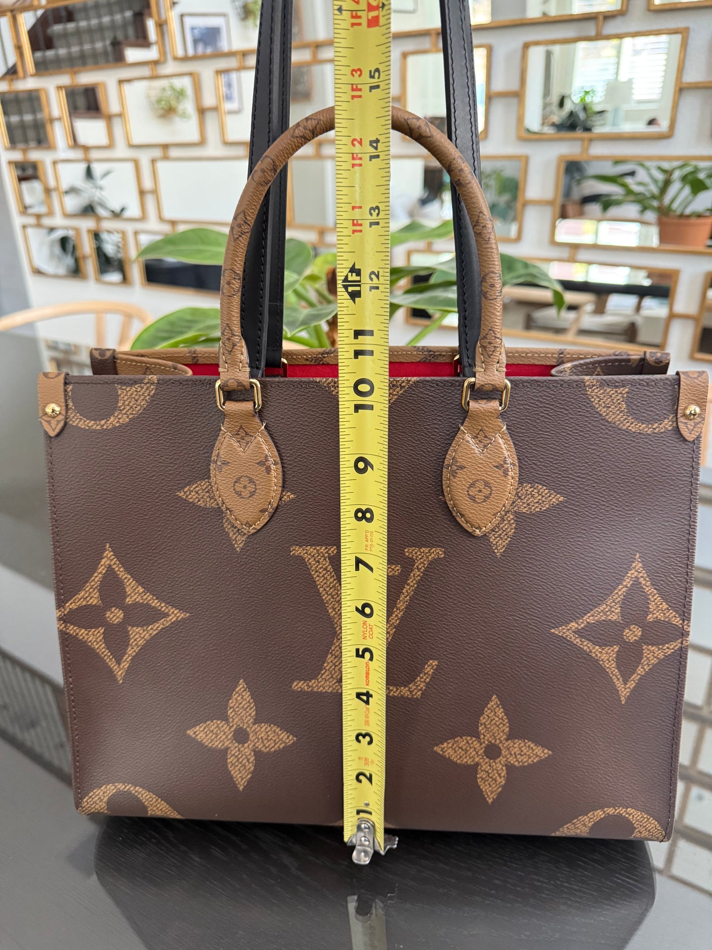 On The Go MM in Monogram with Dustbag -Microchip