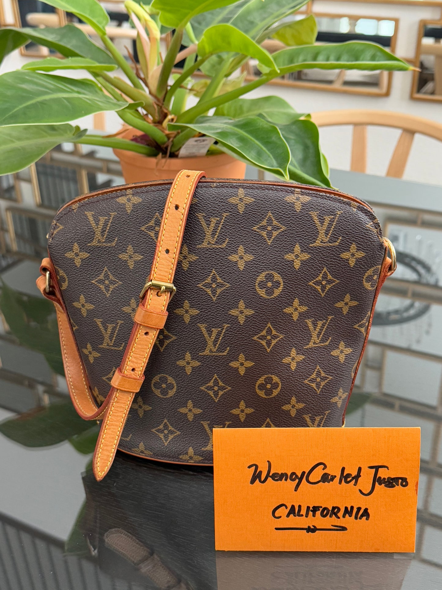 Drouot Crossbody -
π
Year: 2001