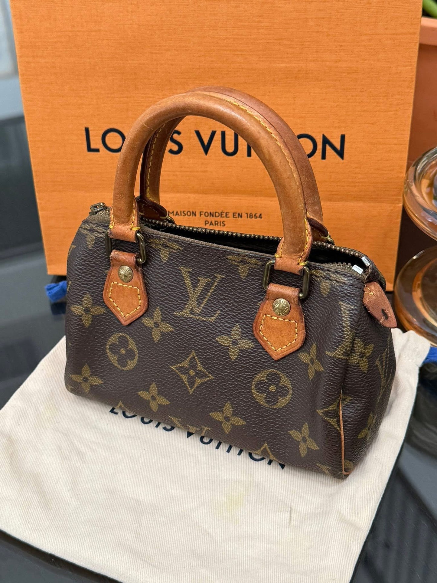 Vintage Mini Speedy - π
Circa 80βs
