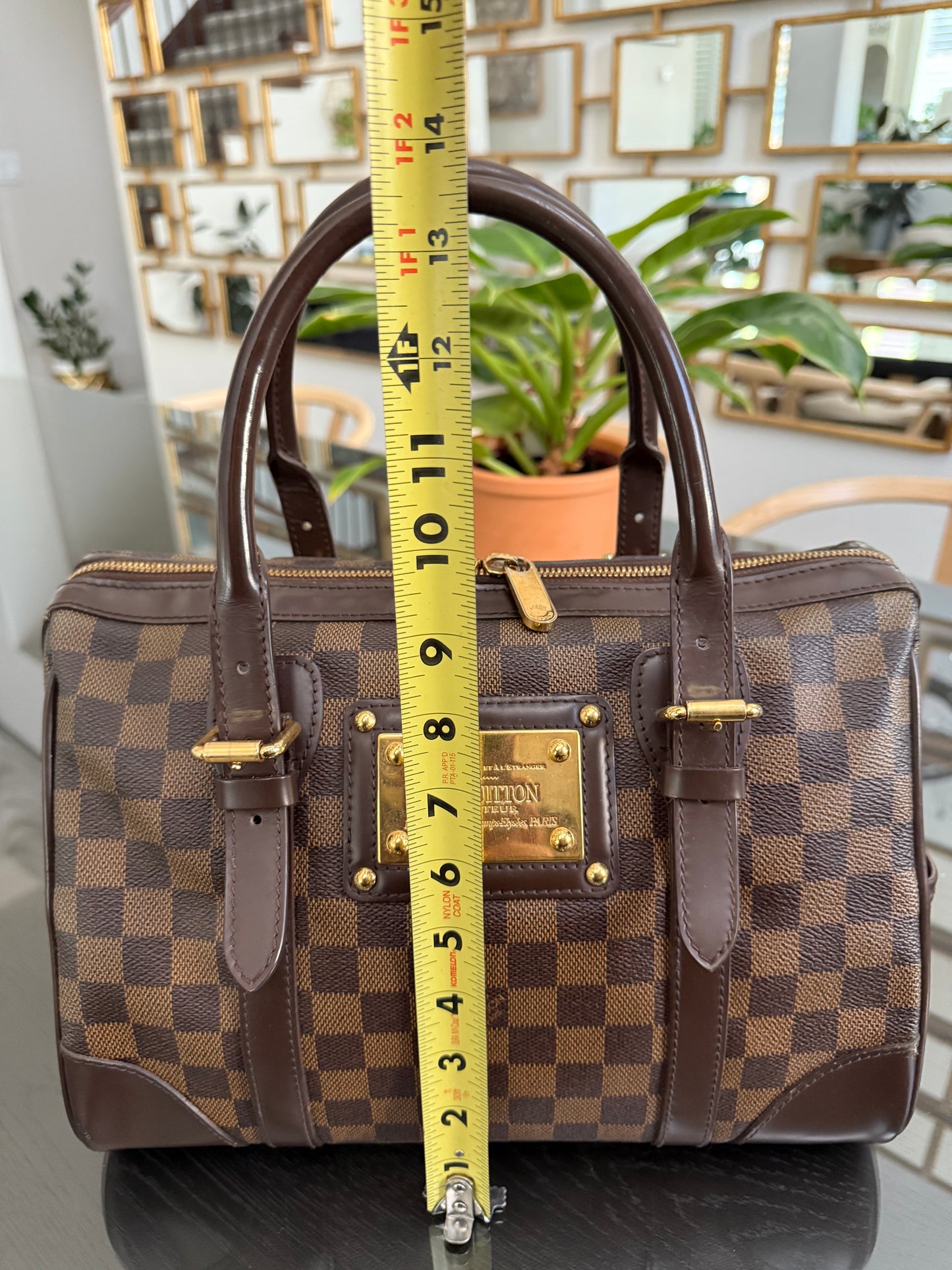 Berkeley Damier Ebene with Dustbag 🗓️ Year: 2009