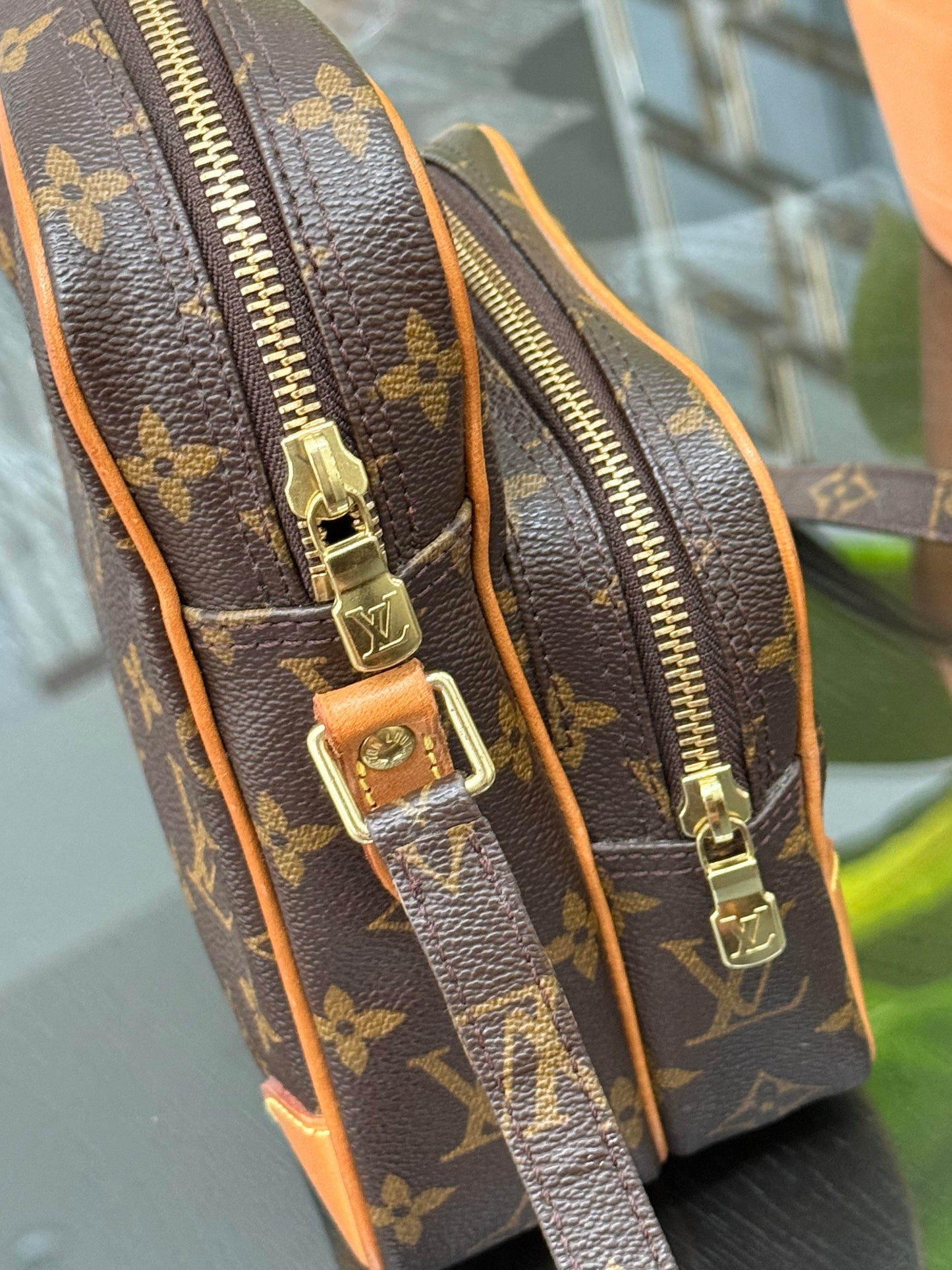 Amazon Crossbody Bag -Year: 2000