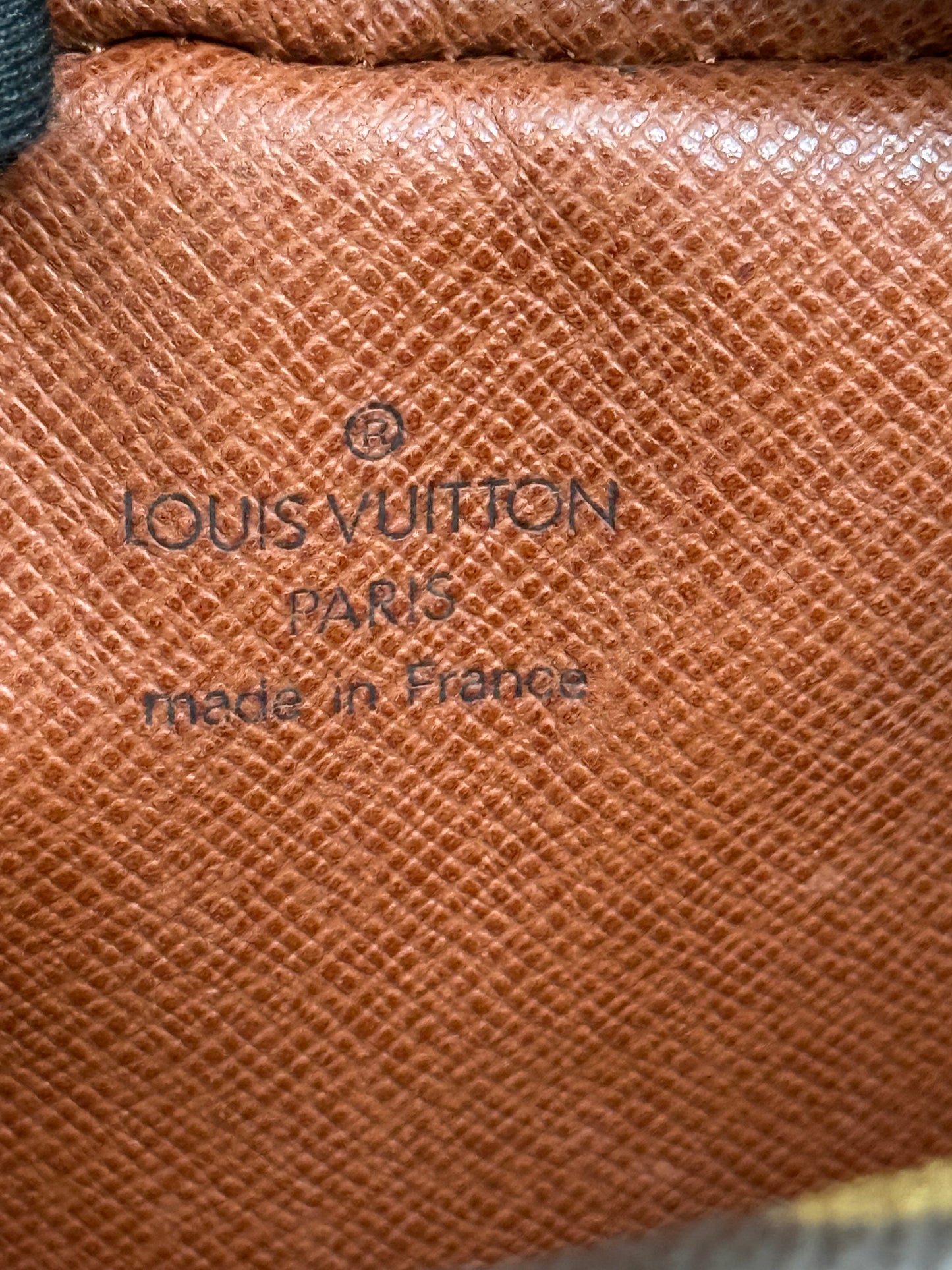 Amazon Crossbody Bag -Year: 1999
