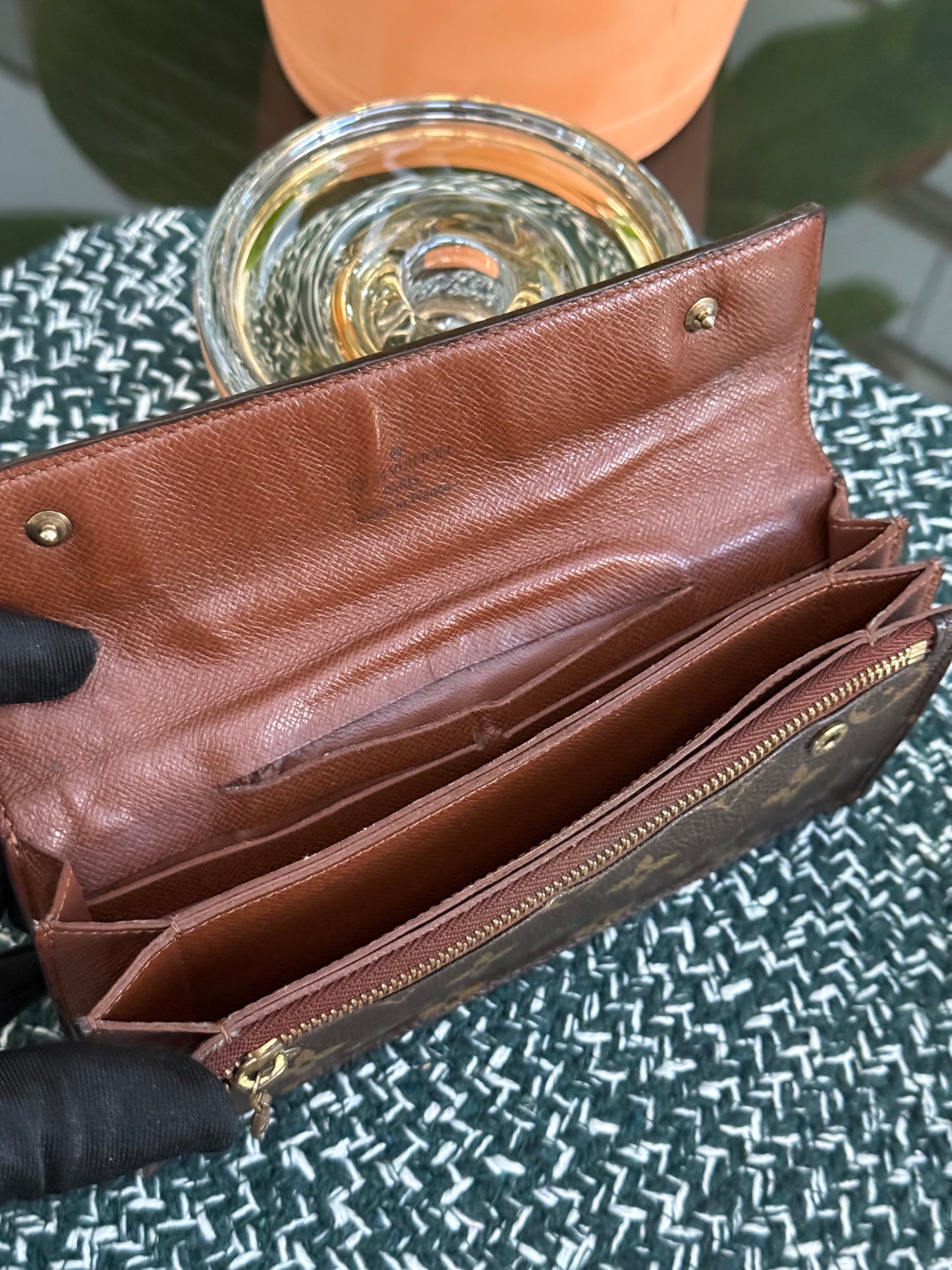 Monogram Portefeuille Accordeon Wallet with Insert and Non branded Strap 🗓️ Year: 2004