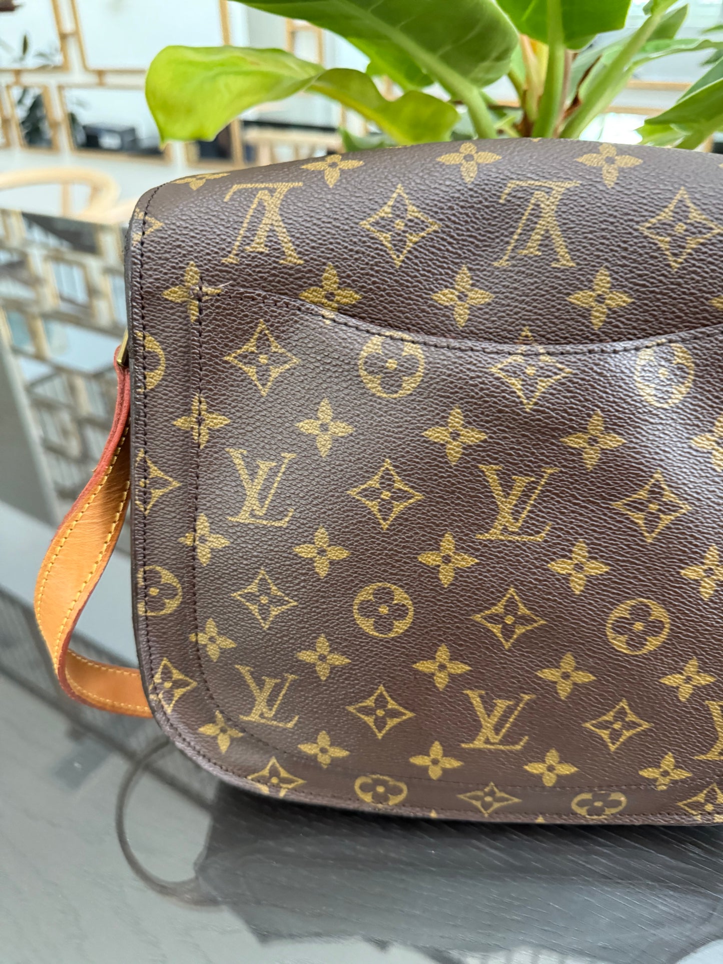 St.Cloud GM Crossbody 🗓️ Year: 1988