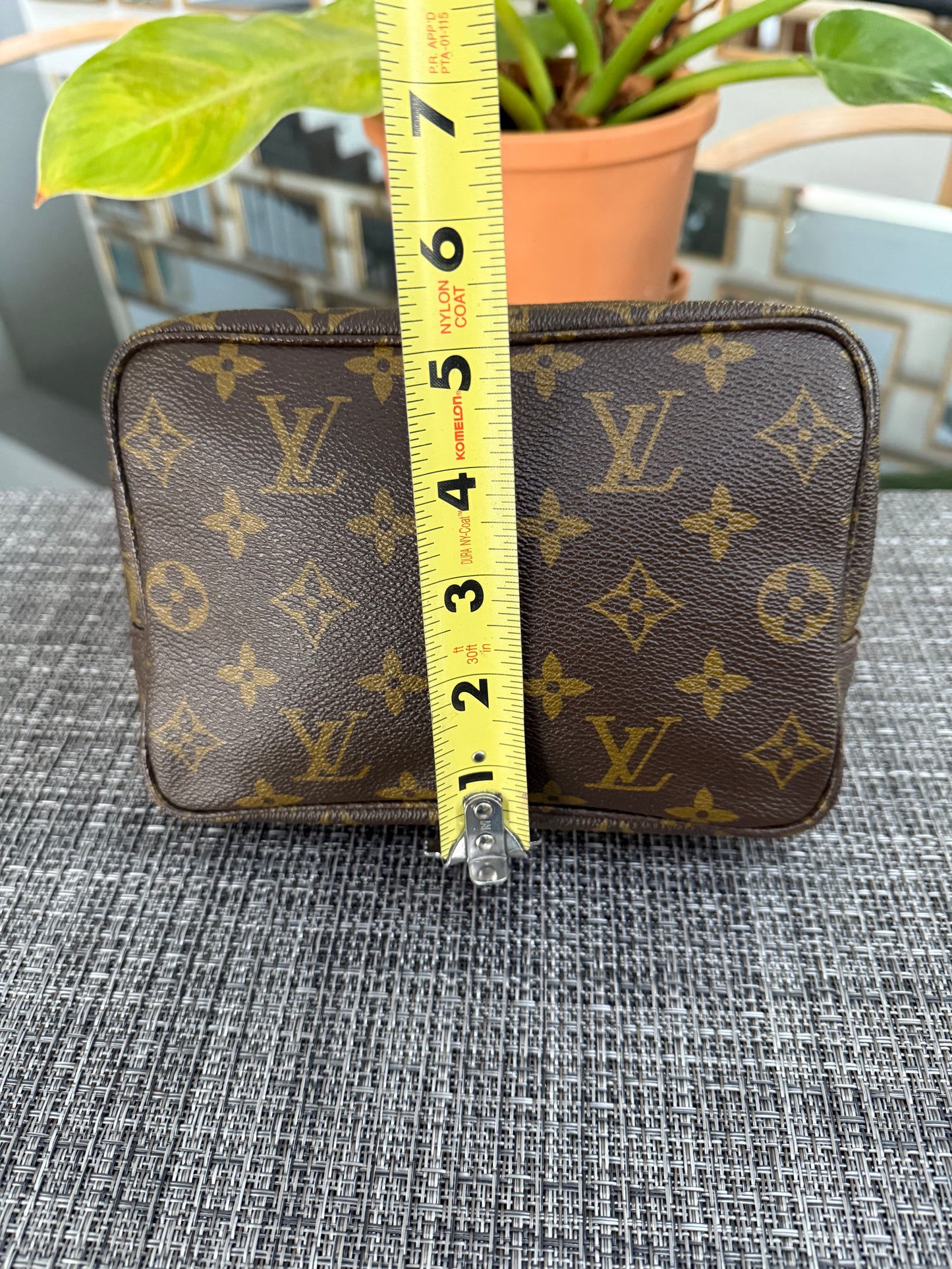 Trousse 18 -Pre Date Code