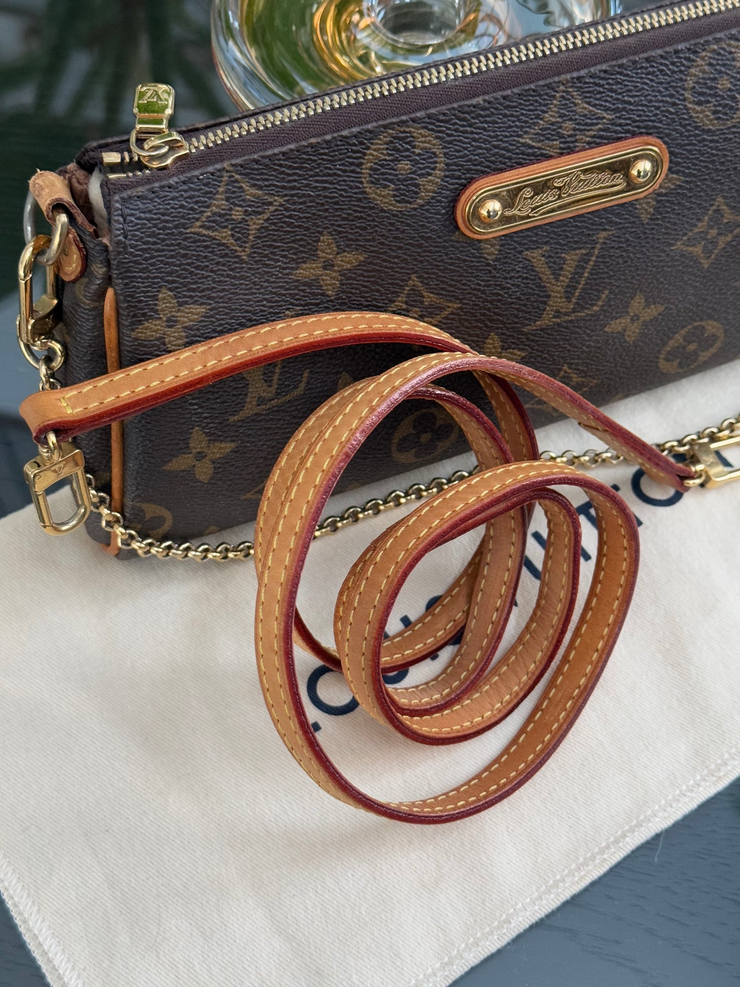 Eva Clutch with Insert Organizer and Dustbag🗓️ Year: 2011