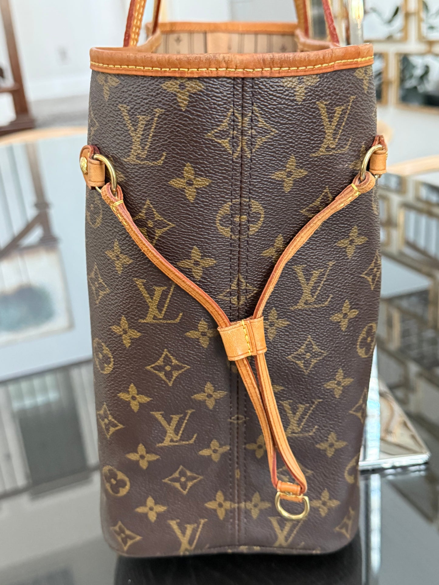 Neverfull MM with Dustbag and Insert Organizer 🗓️ Year: 2008