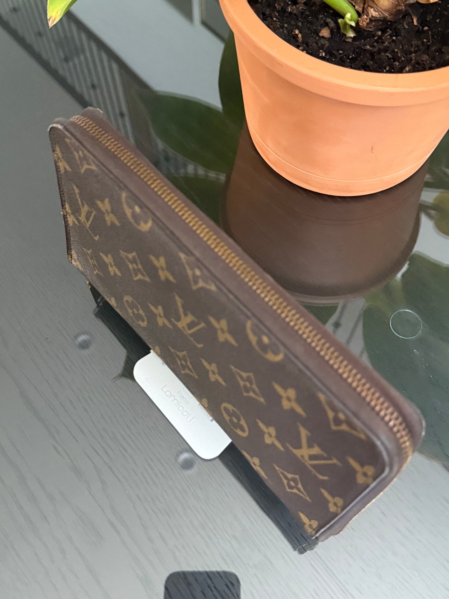 Monogram Zippy Wallet Organizer with box and Paper bag 🗓️ Year: 2017