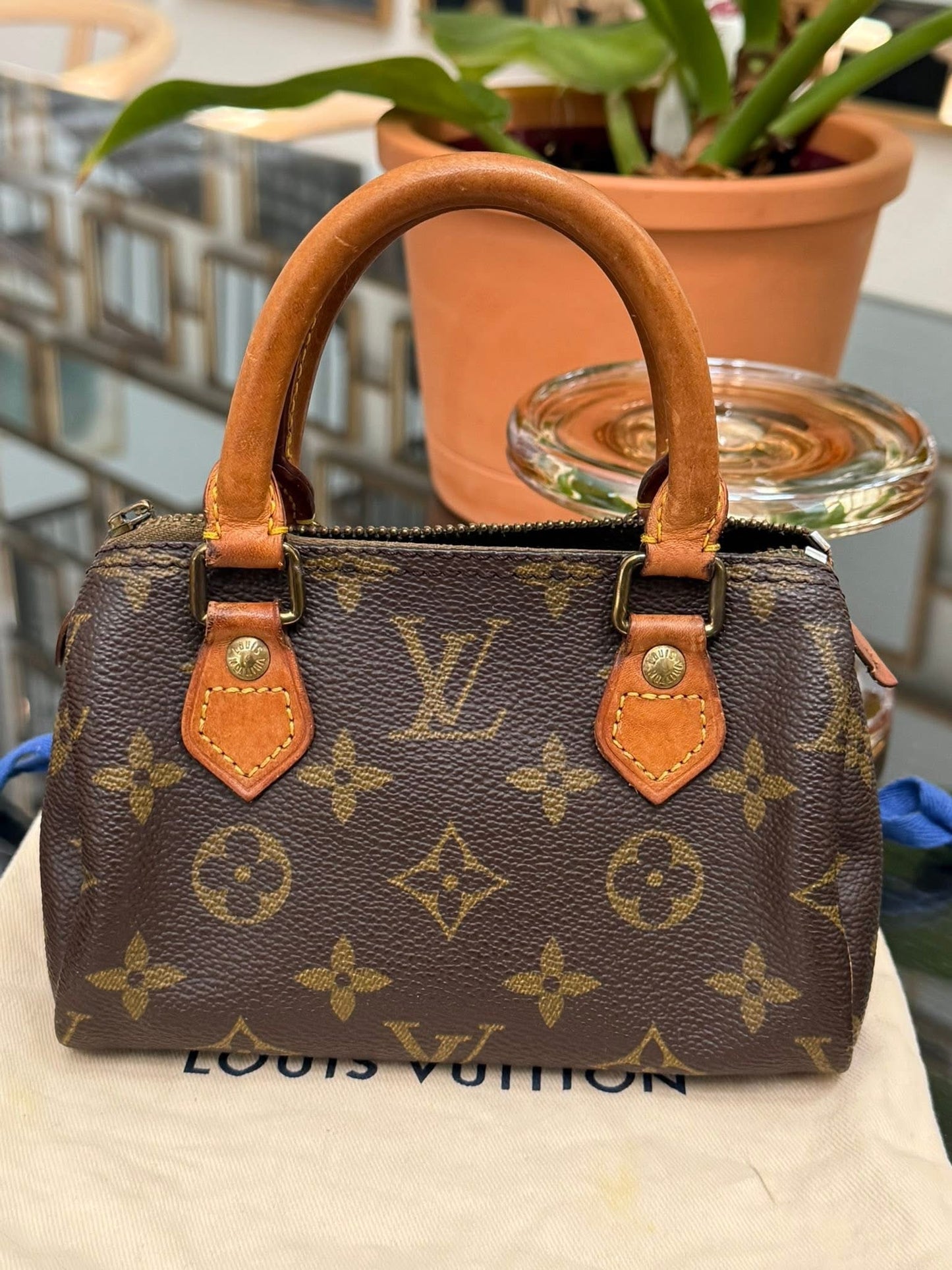 Vintage Mini Speedy - π
Circa 80βs