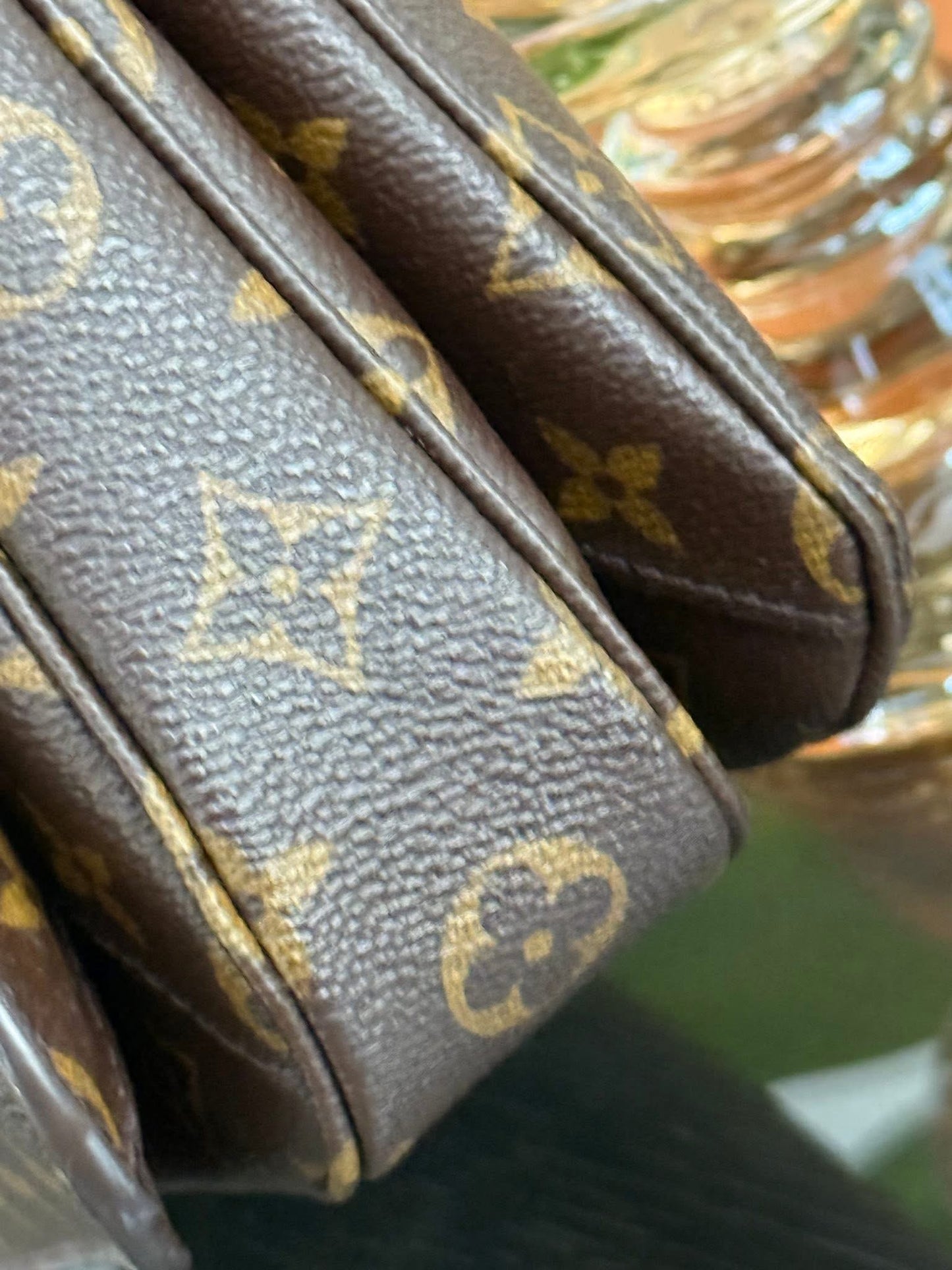 Pochette Metis in Monogram with Box, Dustbag, Insert organizer and Paper bag ๐๏ธ Year 2014