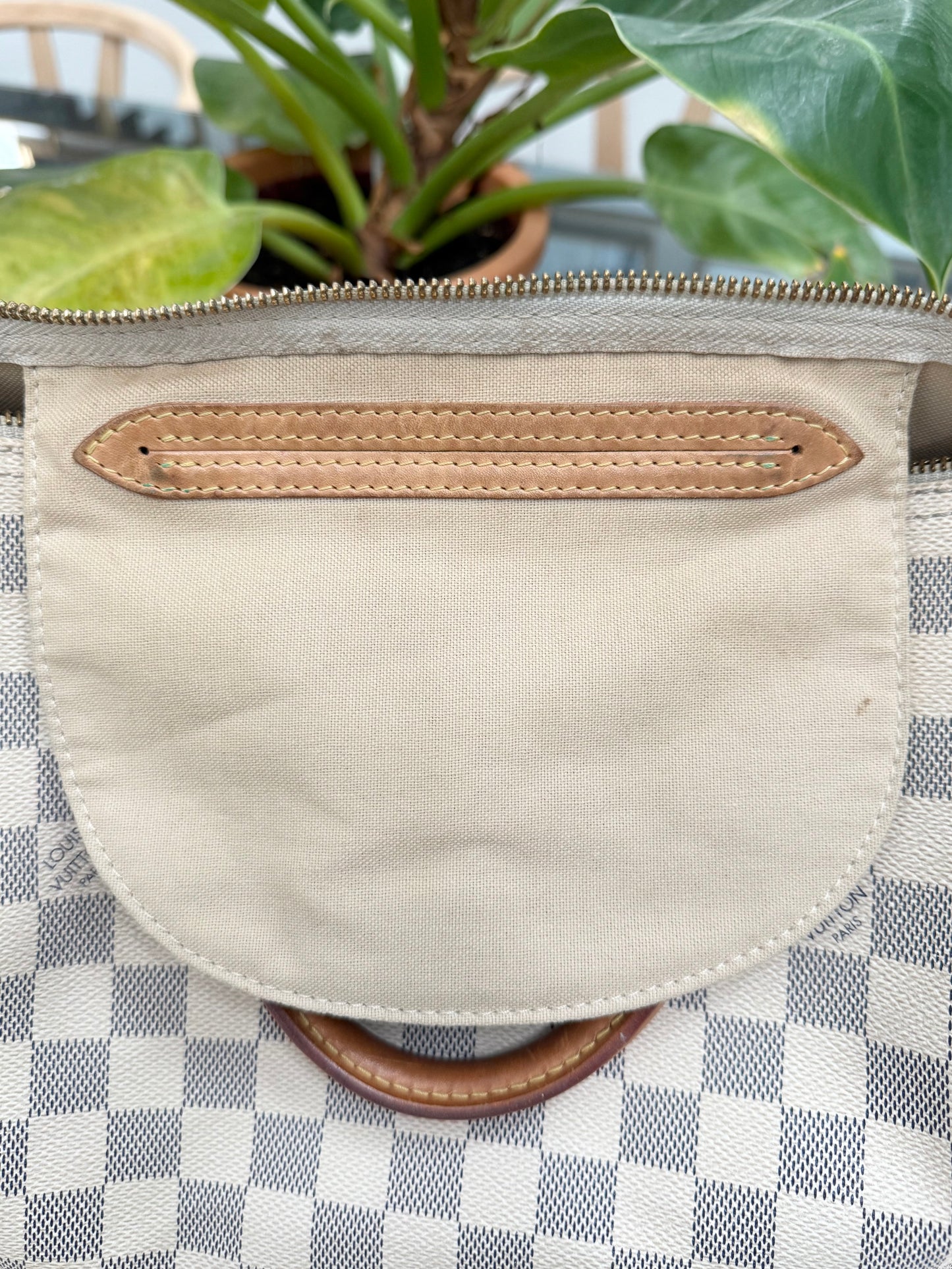 Speedy 30 Azur with π Lock & Keys and Dustbag
ποΈ Year: 2012