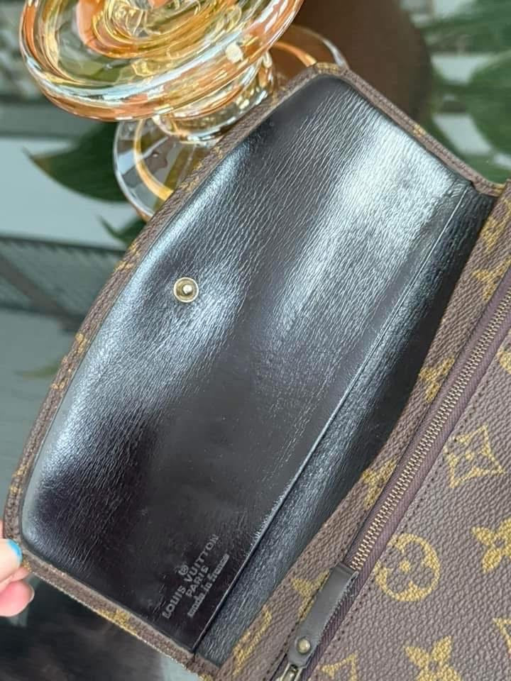 Rabat Clutch with Insert and Generic Crossbody Strap🗓️ Circa 80’s