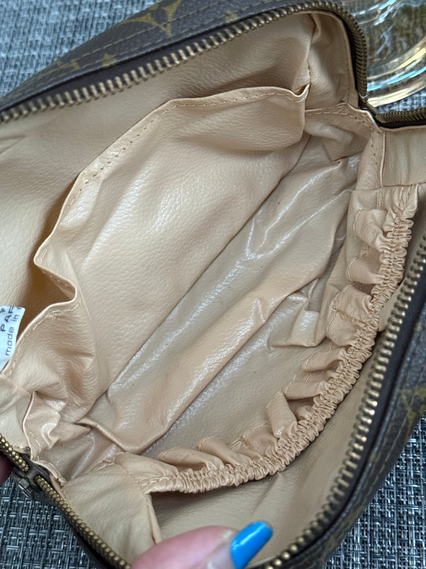 Trousse 18 -Pre Date Code