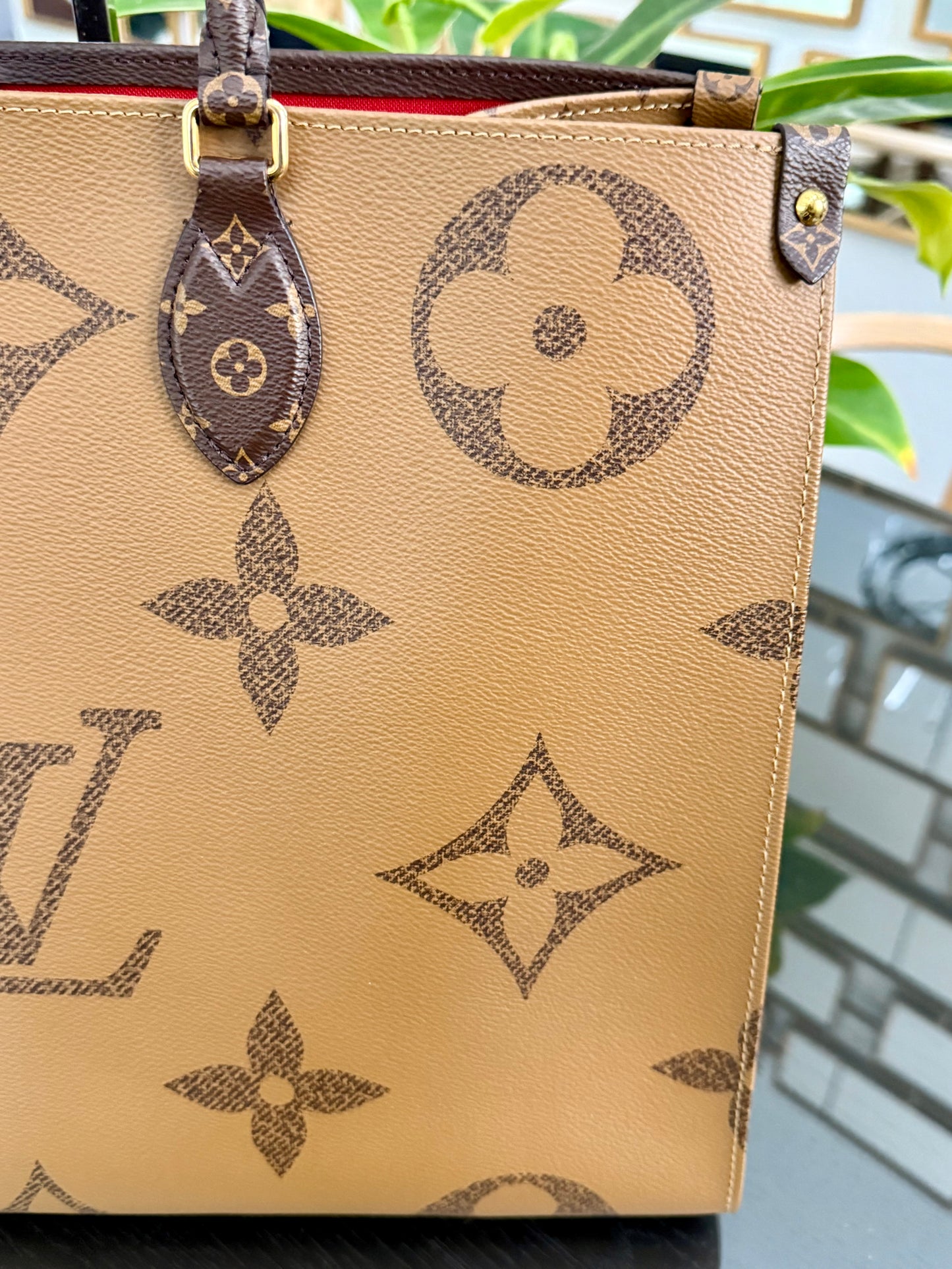 On The Go GM in Monogram -Microchip