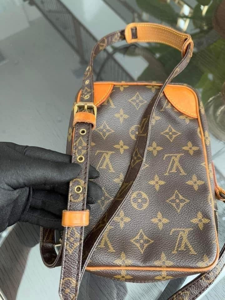 Danube PM Crossbody Bag -๐๏ธ Year: 1989