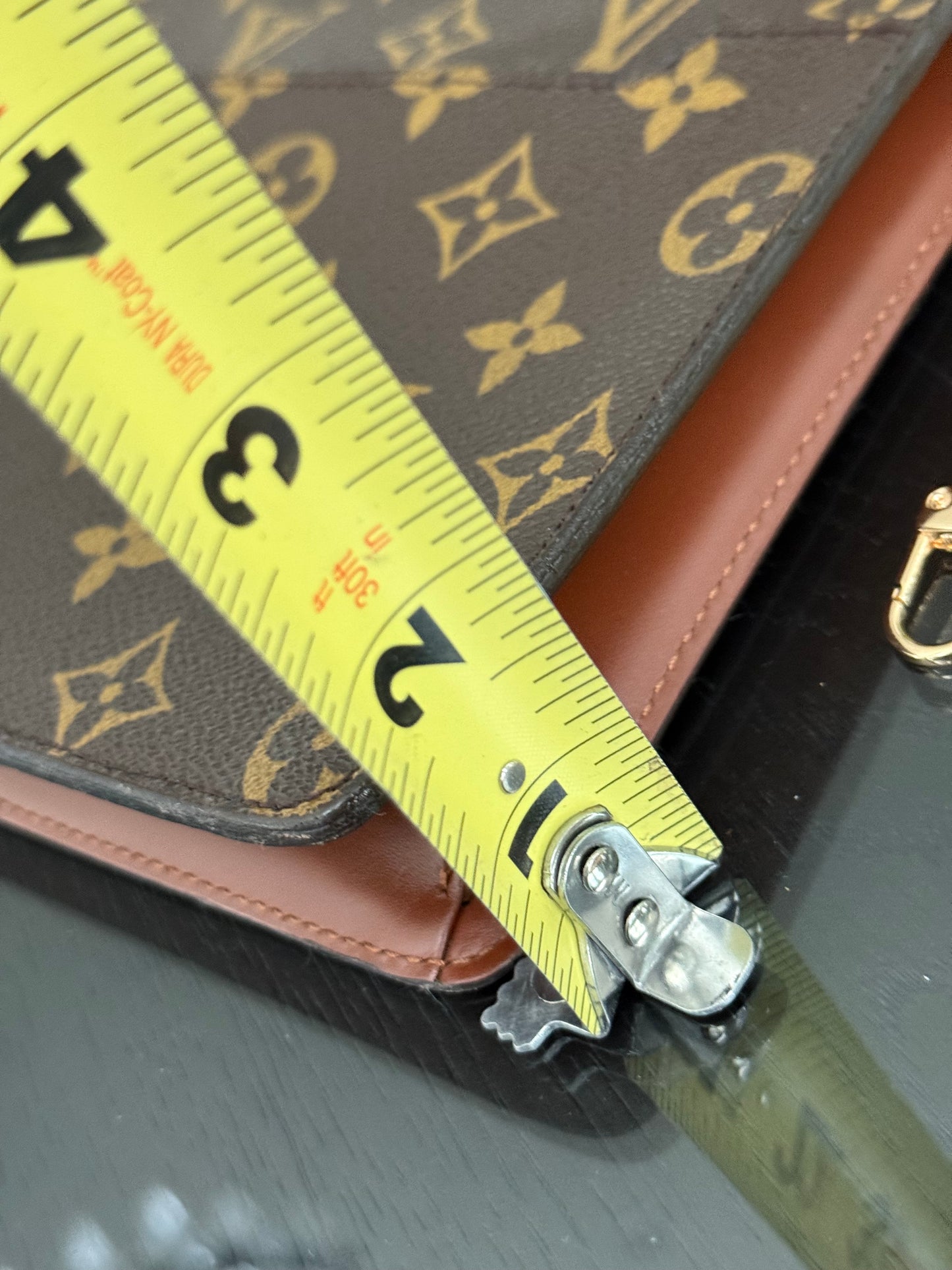Pochette Homme Clutch -🗓️ Year: 1995