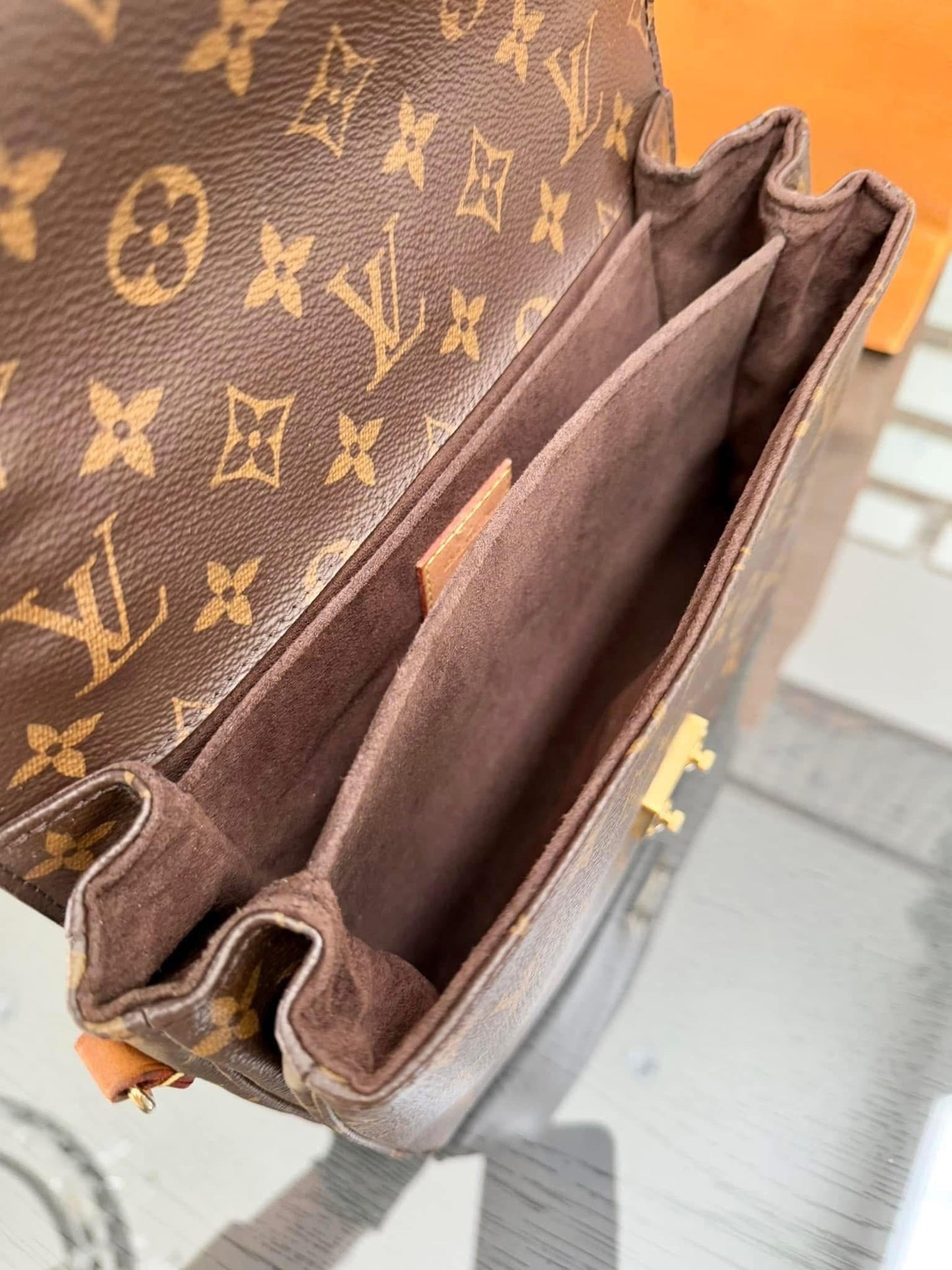 Pochette Metis with Box, Dustbag and Paper bag -Microchip & Authenticed
