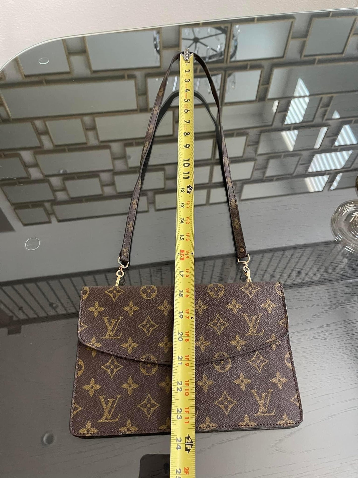 Pochette Double Rabat Sling/Crossbody - Year 1984