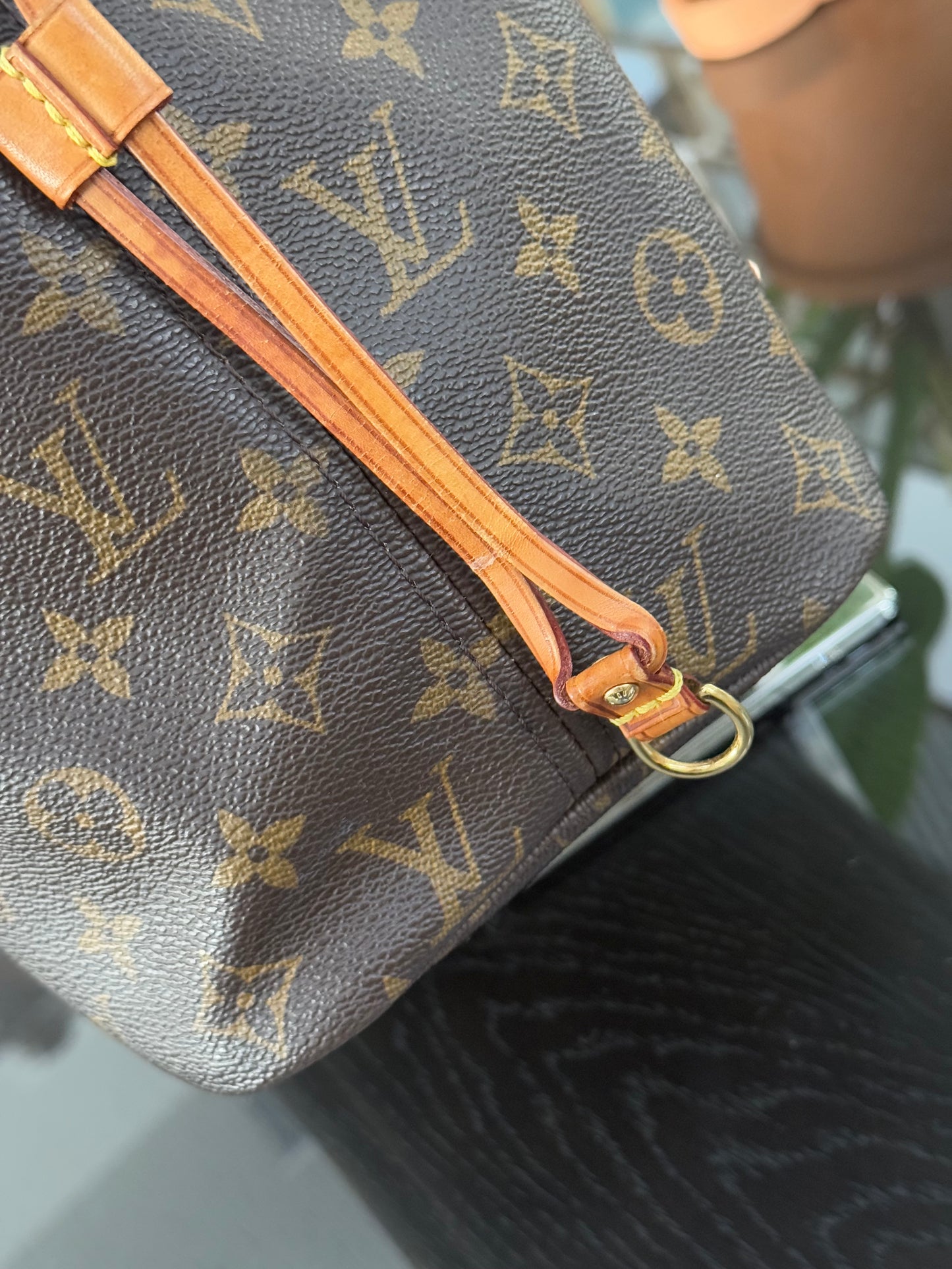 Neverfull MM with Dustbag and Insert Organizer -๐๏ธ Year: 2011