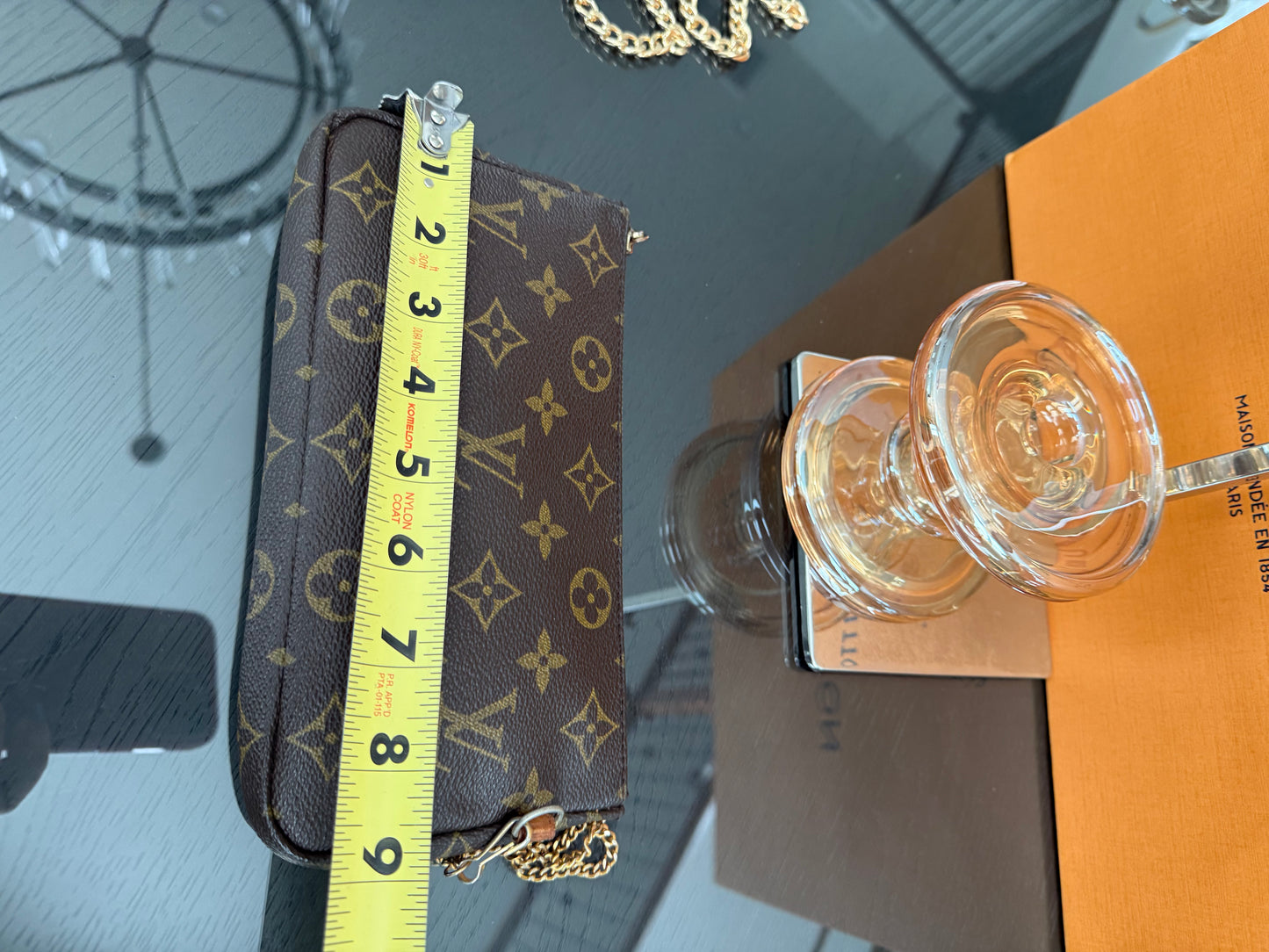 Sac Shopping Pouch with Generic Gold Strap