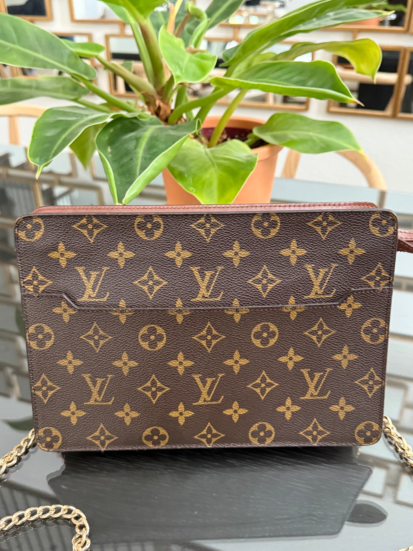 Pochette Homme Clutch -🗓️ Year: 1995