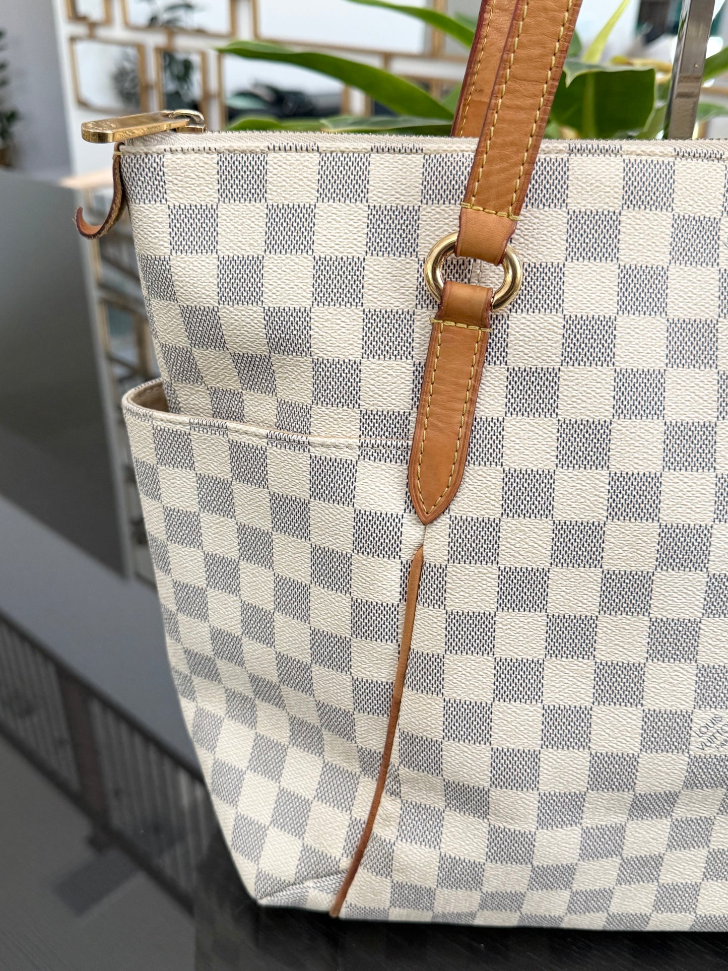 Totally MM in Azur with Dustbag and Insert Organizer -Year: 2010