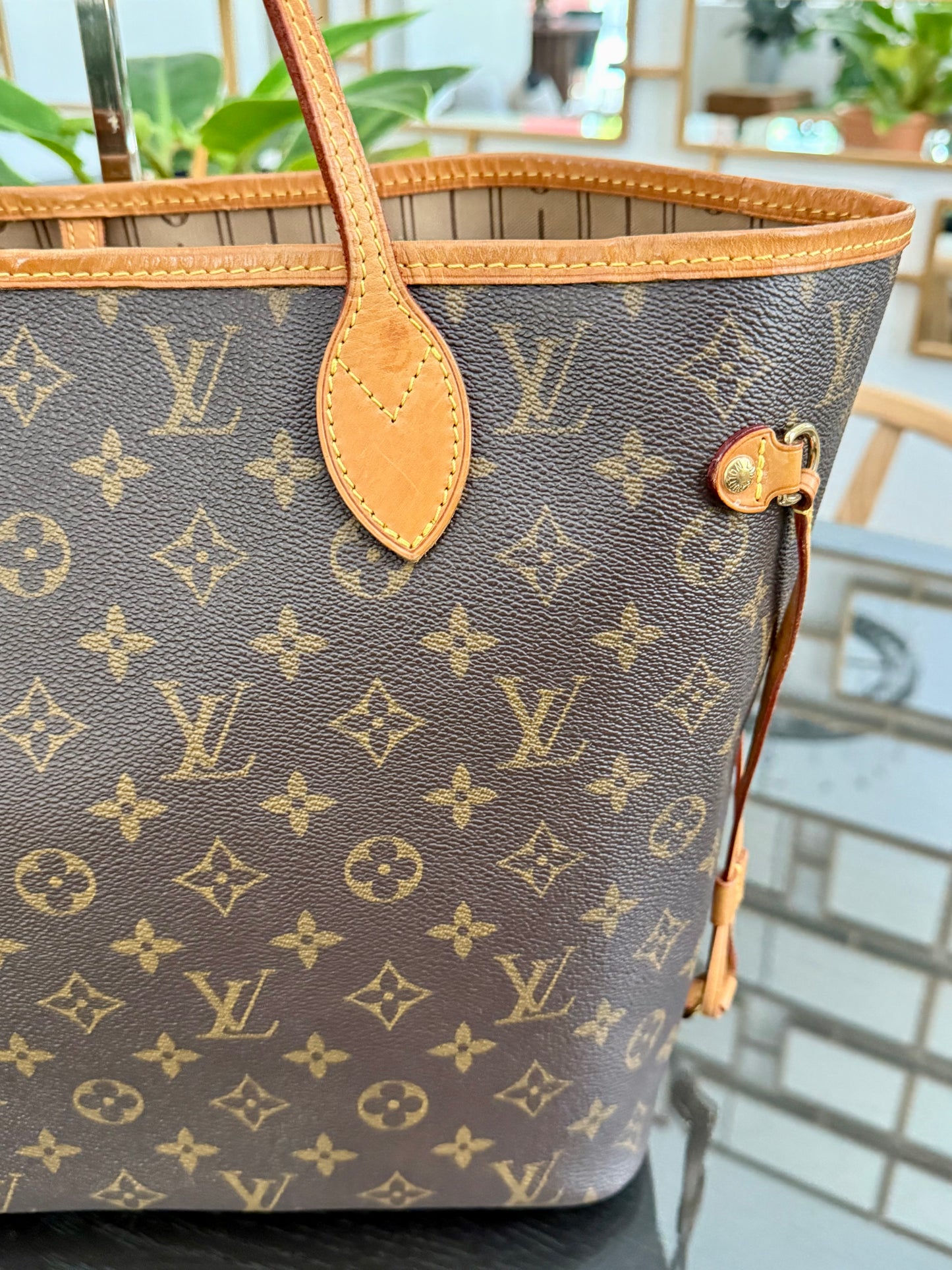 Neverfull MM with Dustbag 🗓️ Year: 2008