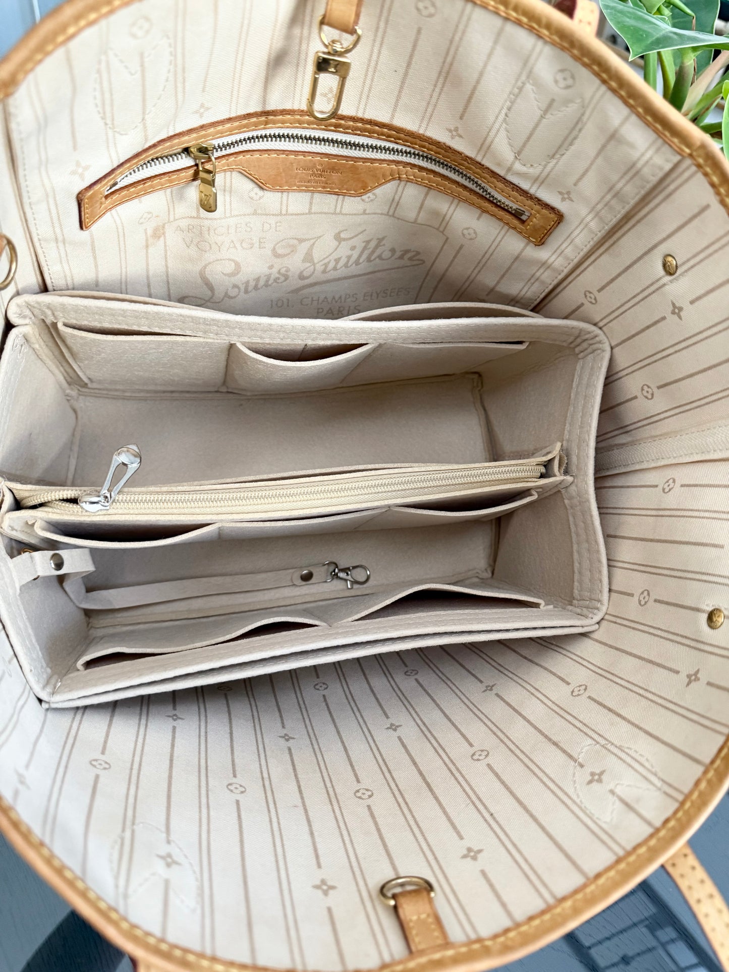 Neverfull MM in Azur with Insert Organizer ๐๏ธ Year: 2009