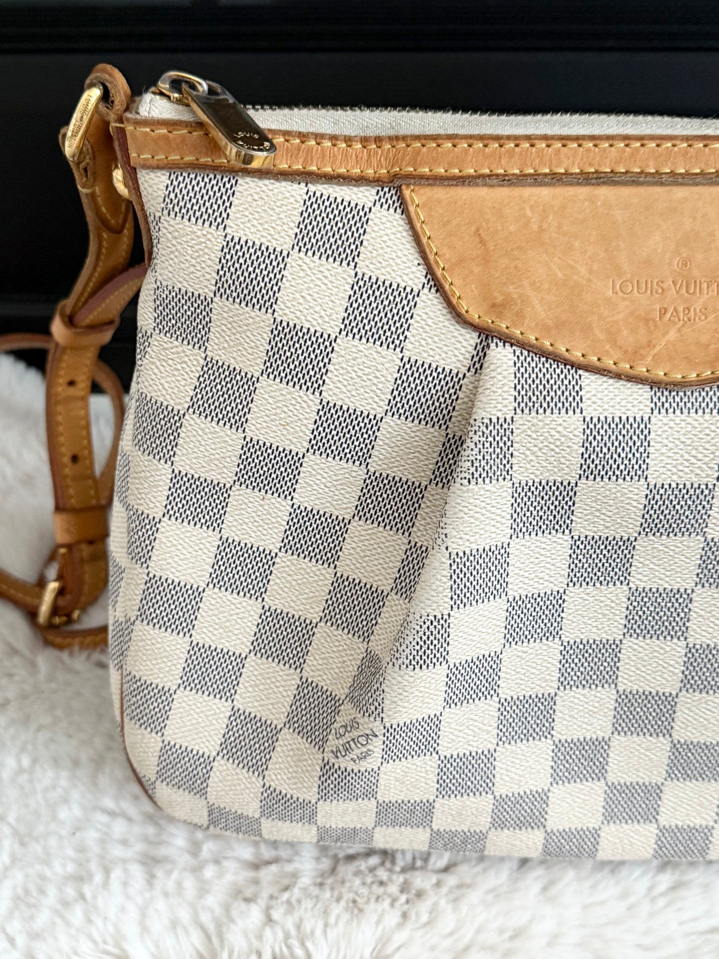 Siracusa PM Crossbody - Year 2012