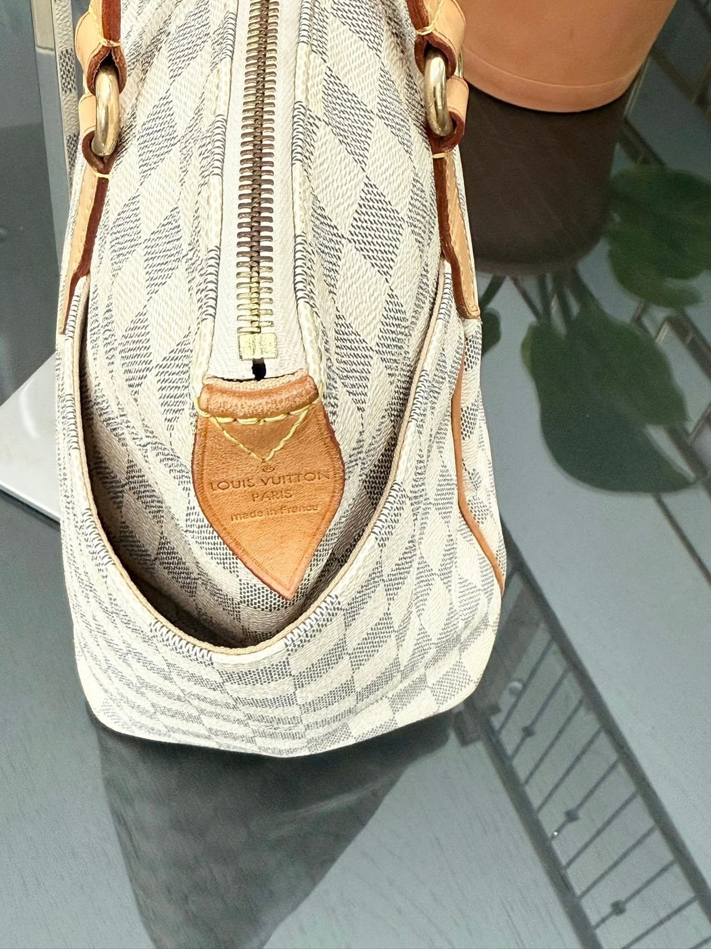 Totally MM in Azur with Dustbag and Insert Organizer -Year: 2009