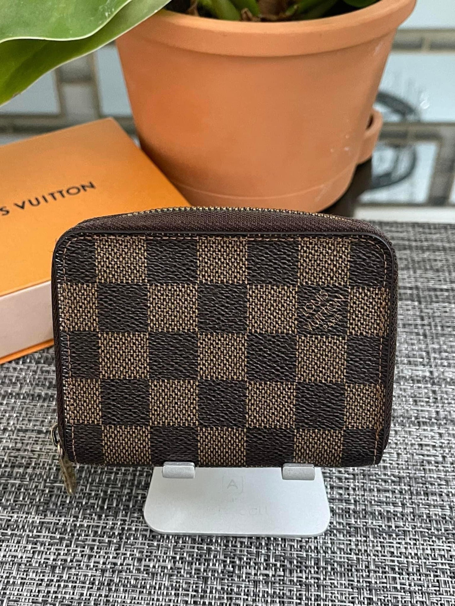 Compact Zippy Coin Purse DE with Box -Year 2009