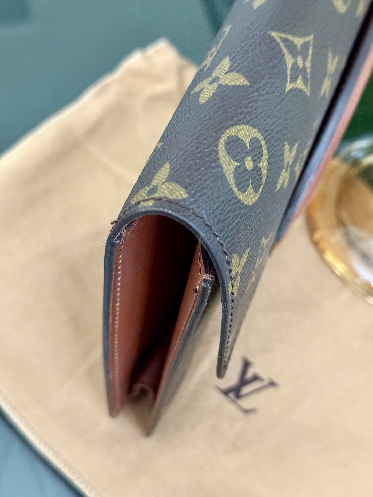 Chaillot Clutch w/ Dustbag 🗓️ Year: 1987