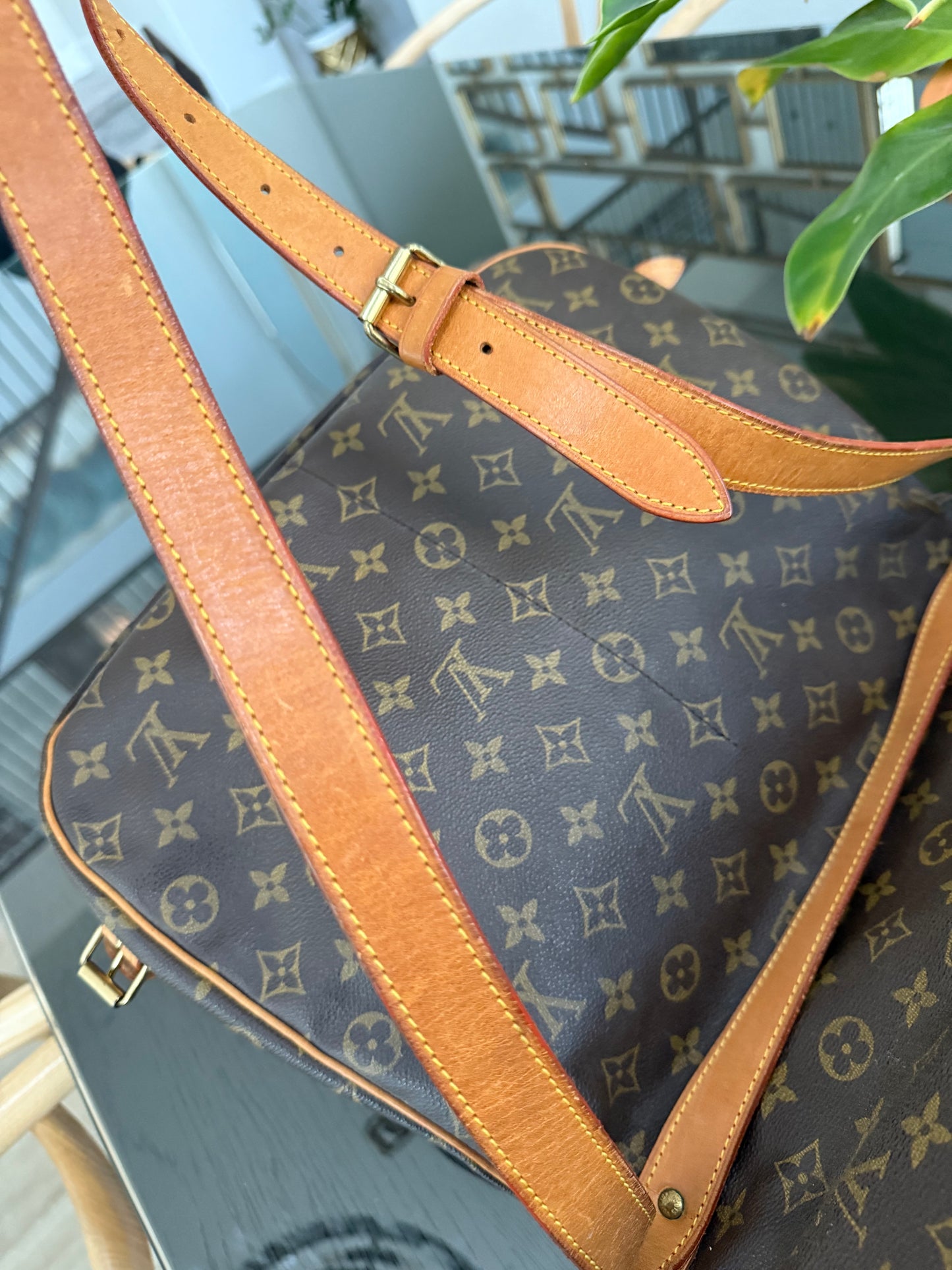 Saumur 35 Crossbody -๐๏ธ Year: 1992