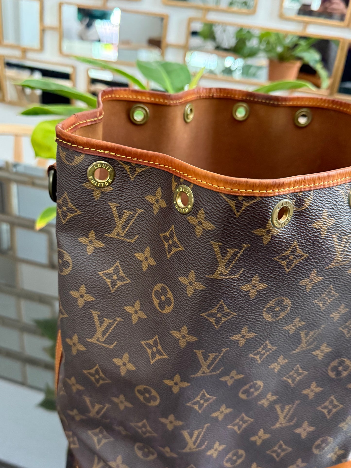 Noe GM in Monogram -๐๏ธ Year 1989